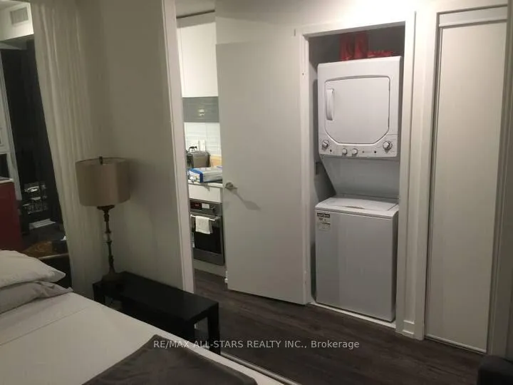 Photo 10 of Unit 2302, 33 Helendale Avenue, Toronto, Yonge-Eglinton — HOMEH