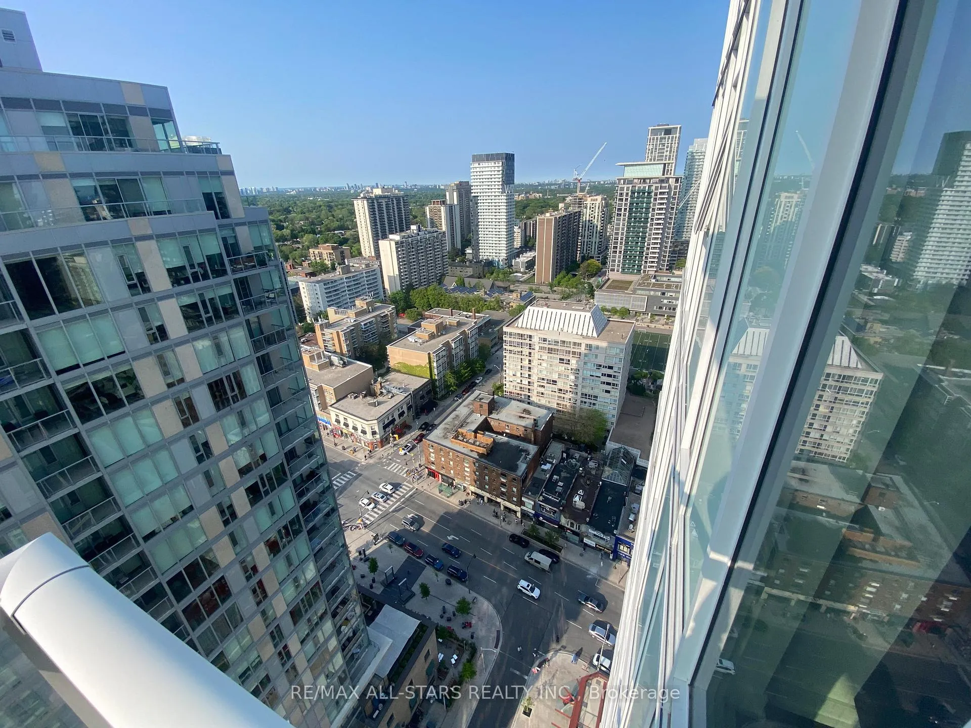 Photo 18 of Unit 2302, 33 Helendale Avenue, Toronto, Yonge-Eglinton — HOMEH