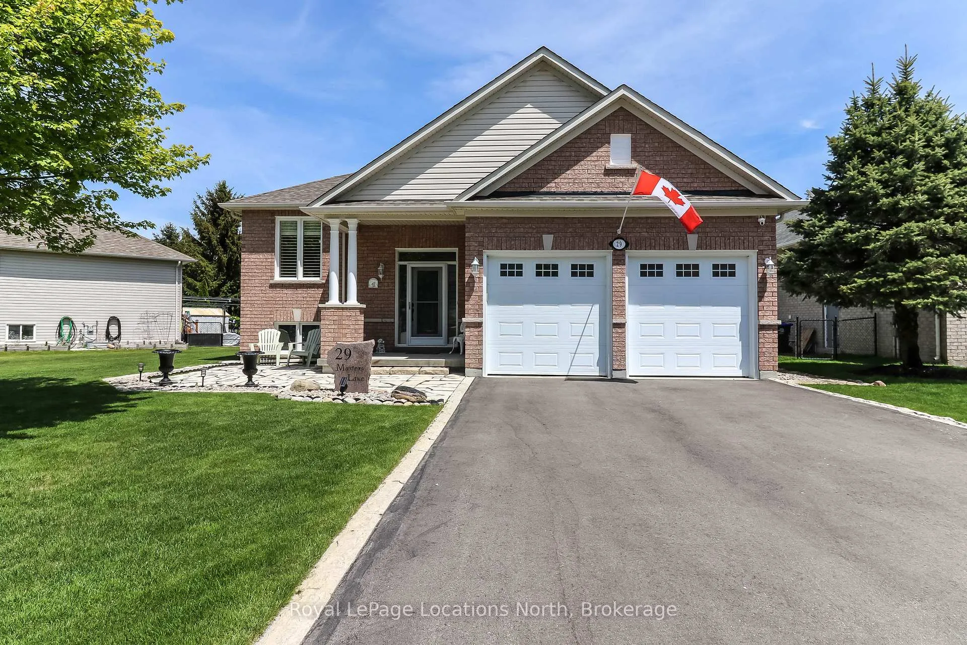 Photo 1 of 29 Masters Lane, Wasaga Beach — HOMEH
