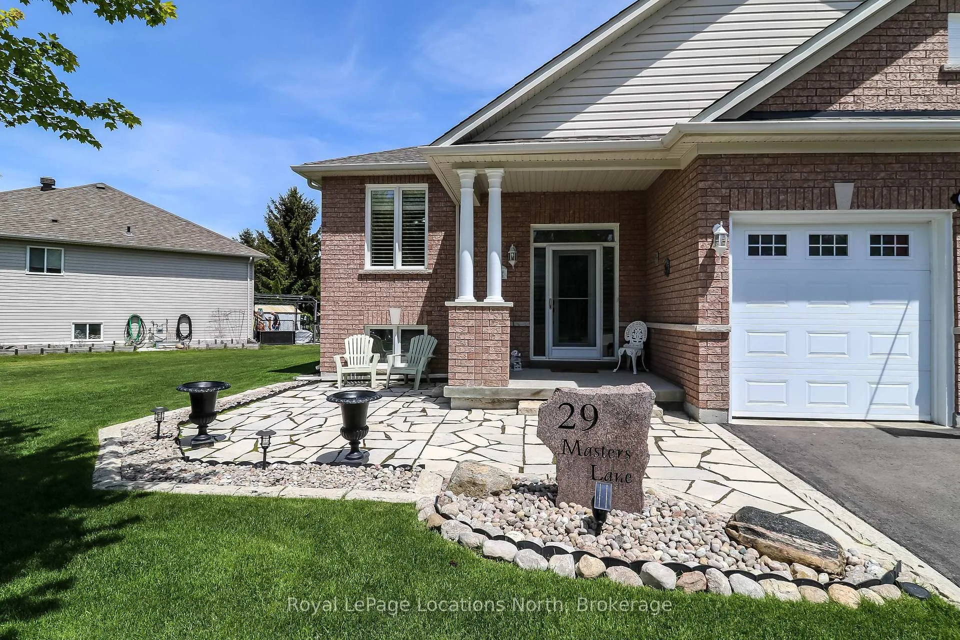 Photo 7 of 29 Masters Lane, Wasaga Beach — HOMEH