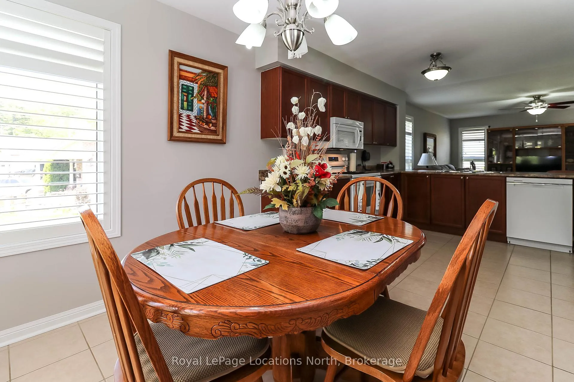 Photo 15 of 29 Masters Lane, Wasaga Beach — HOMEH
