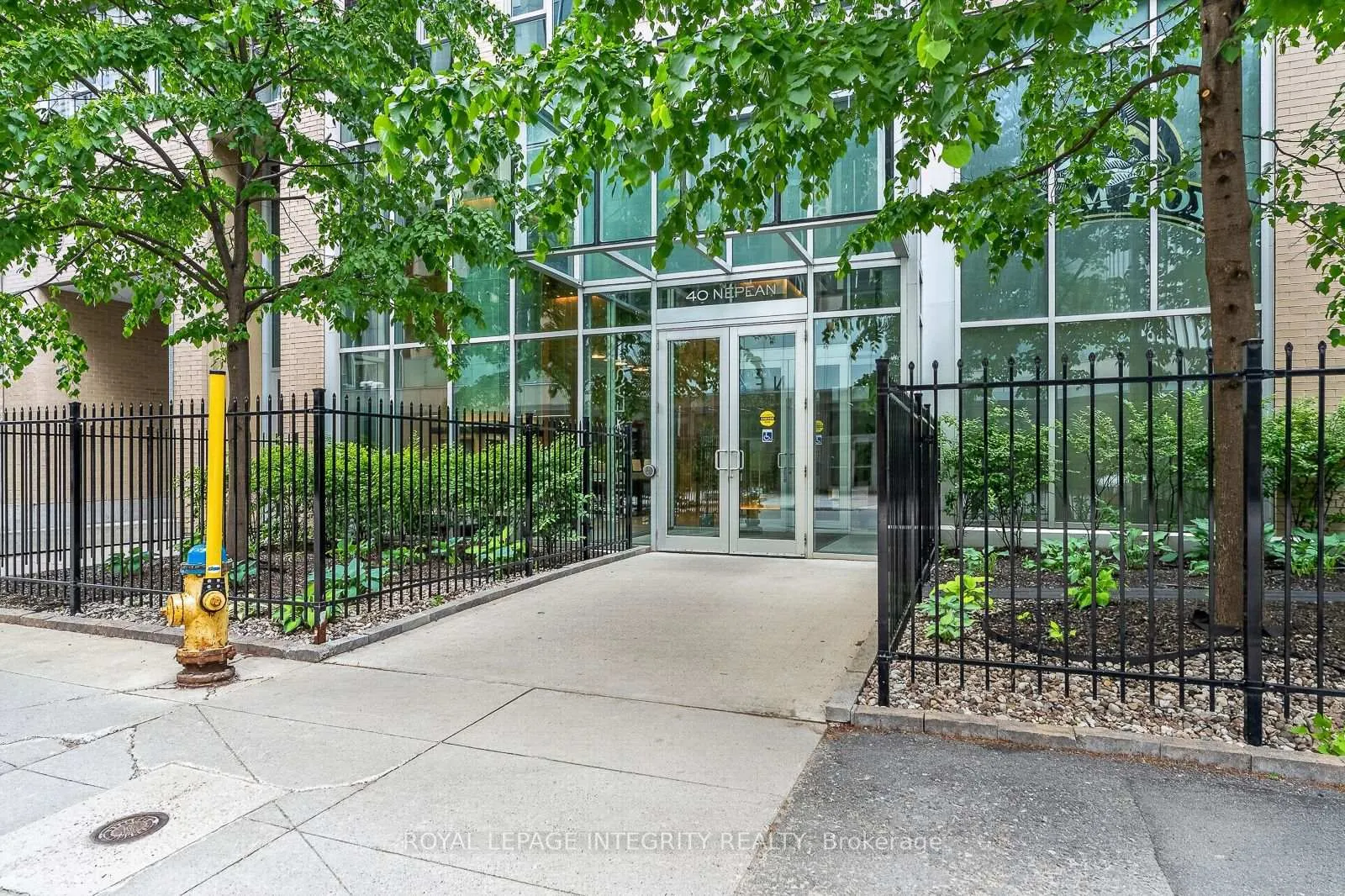 Photo 4 of Unit 2102, 40 Nepean Street, Ottawa, Ottawa Centre — HOMEH