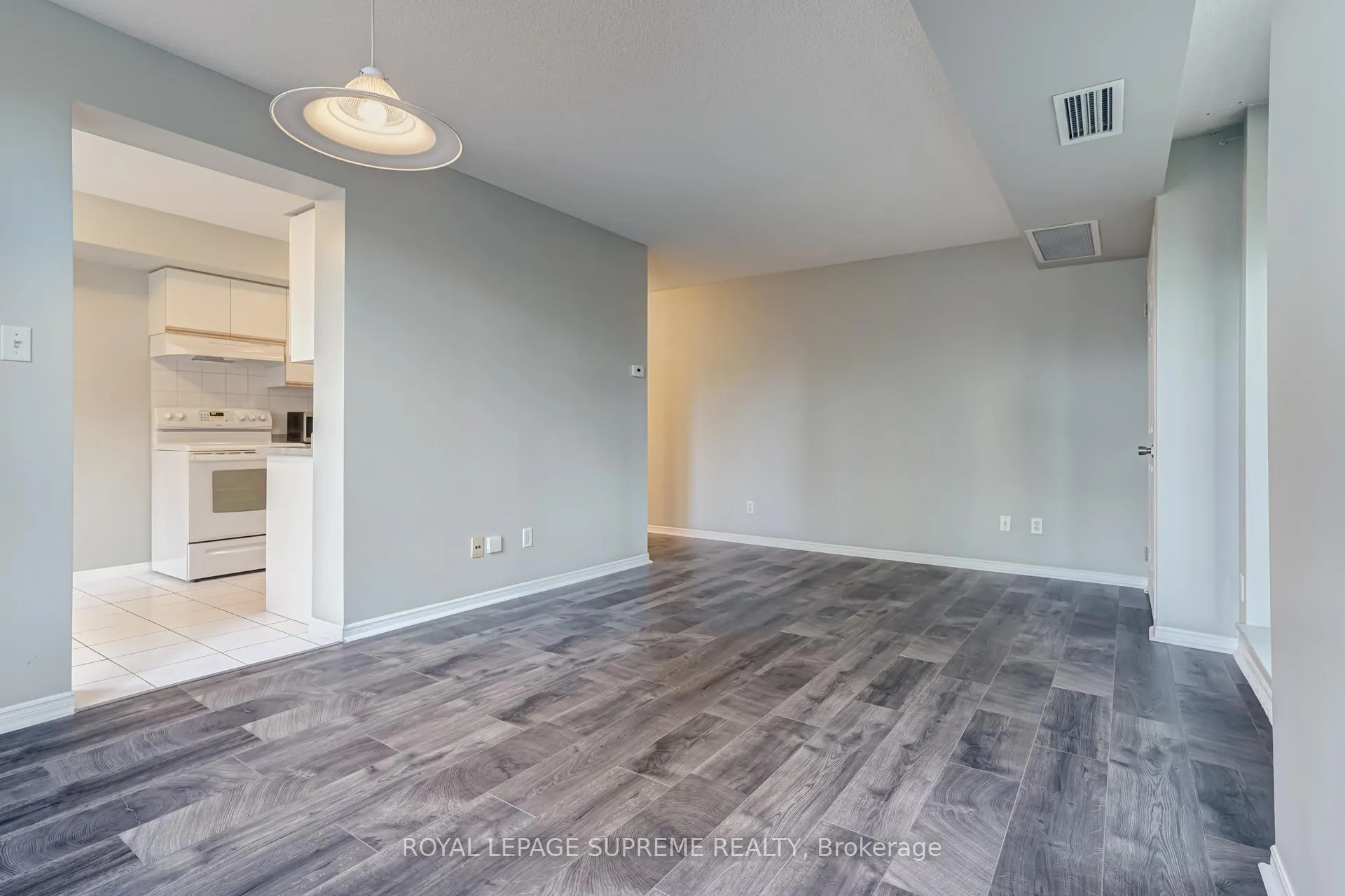 Photo 14 of Unit 210, 35 Empress Avenue, North York, Willowdale East — HOMEH