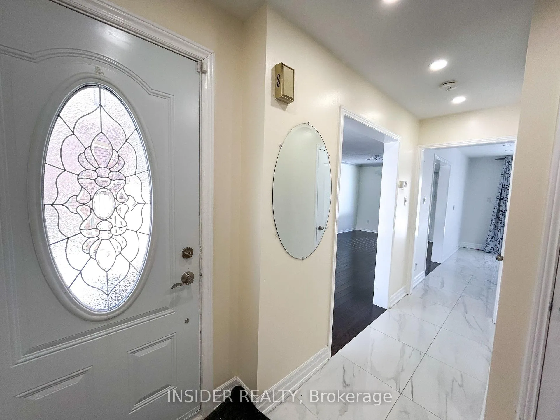 Photo 6 of 98 White Boulevard, Vaughan, Brownridge — HOMEH