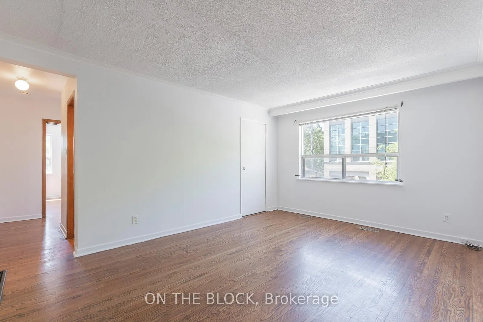 Photo 1 of Unit 2, 883 St Clair Avenue W, Toronto, Wychwood — HOMEH
