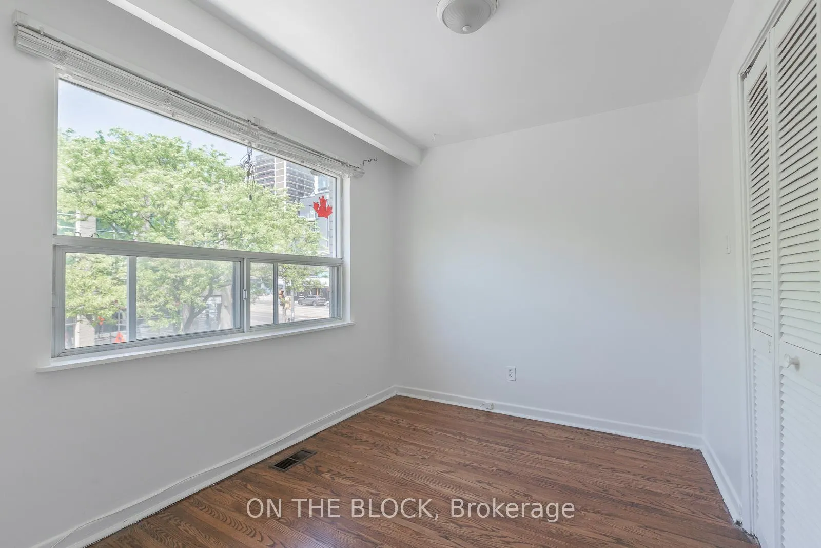 Photo 5 of Unit 2, 883 St Clair Avenue W, Toronto, Wychwood — HOMEH