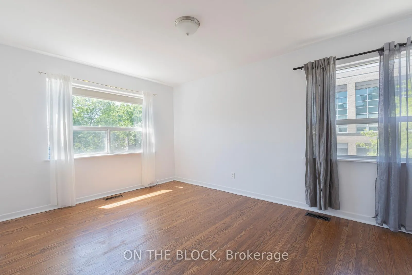 Photo 13 of Unit 2, 883 St Clair Avenue W, Toronto, Wychwood — HOMEH