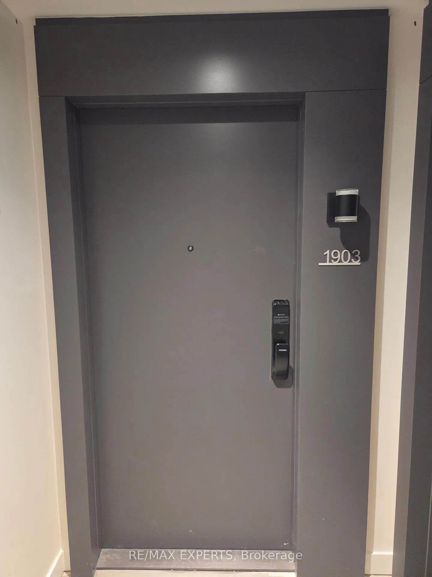 Photo 2 of Unit 1903, 2075 Lakeshore Road, Burlington, Brant — HOMEH