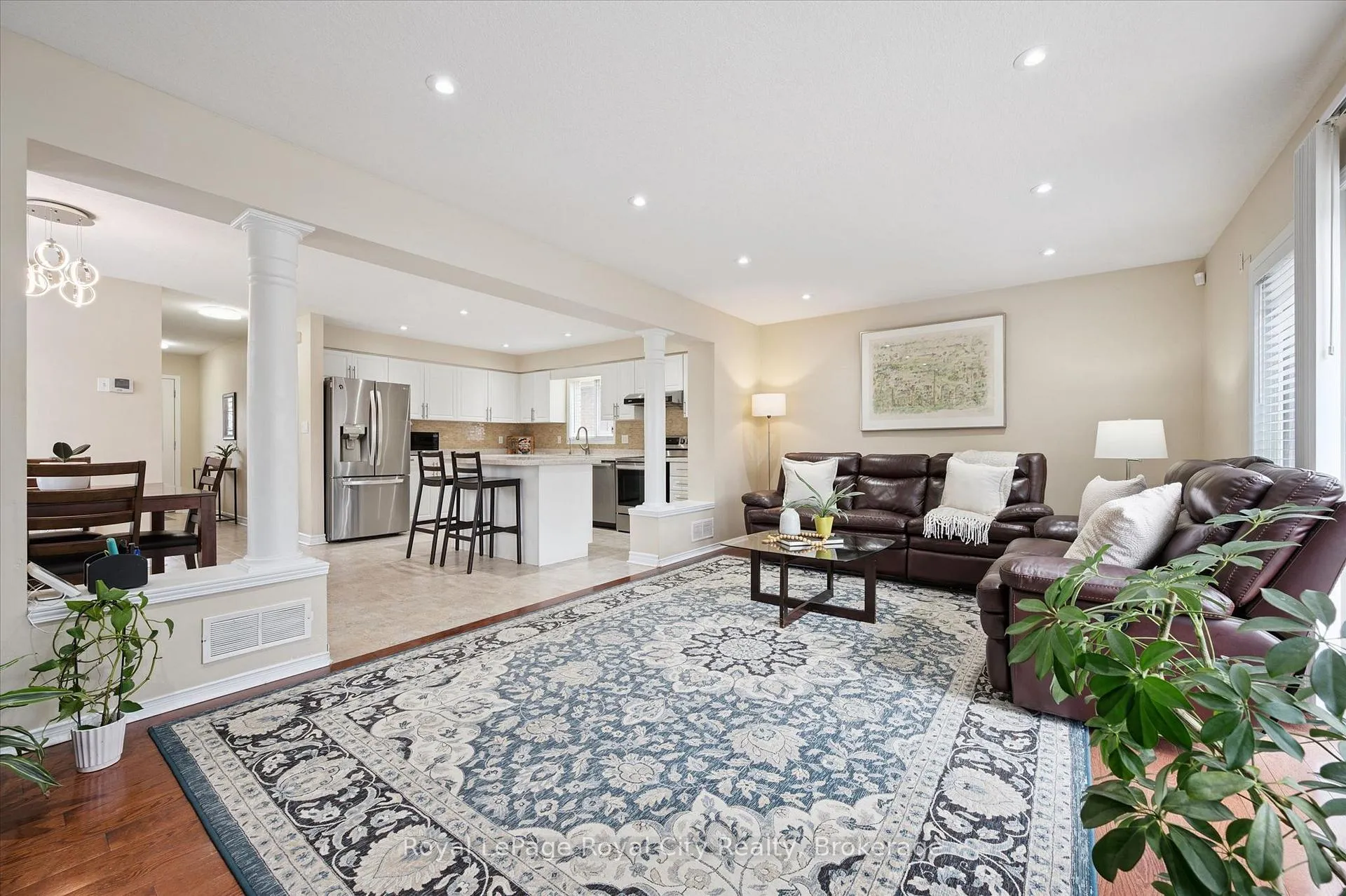Photo 7 of 45 Darling Crescent, Guelph, Pineridge/Westminster Woods — HOMEH