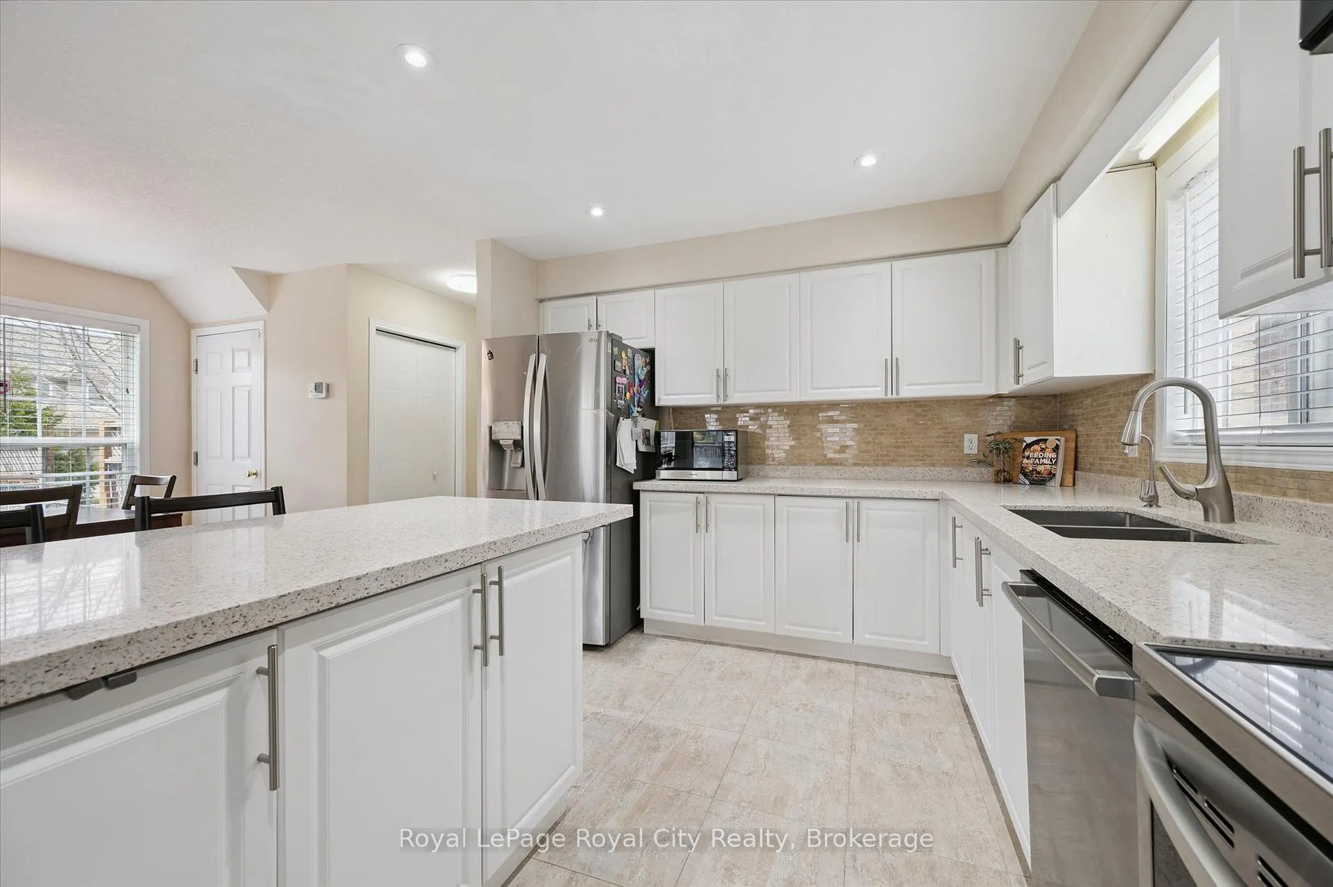 Photo 14 of 45 Darling Crescent, Guelph, Pineridge/Westminster Woods — HOMEH