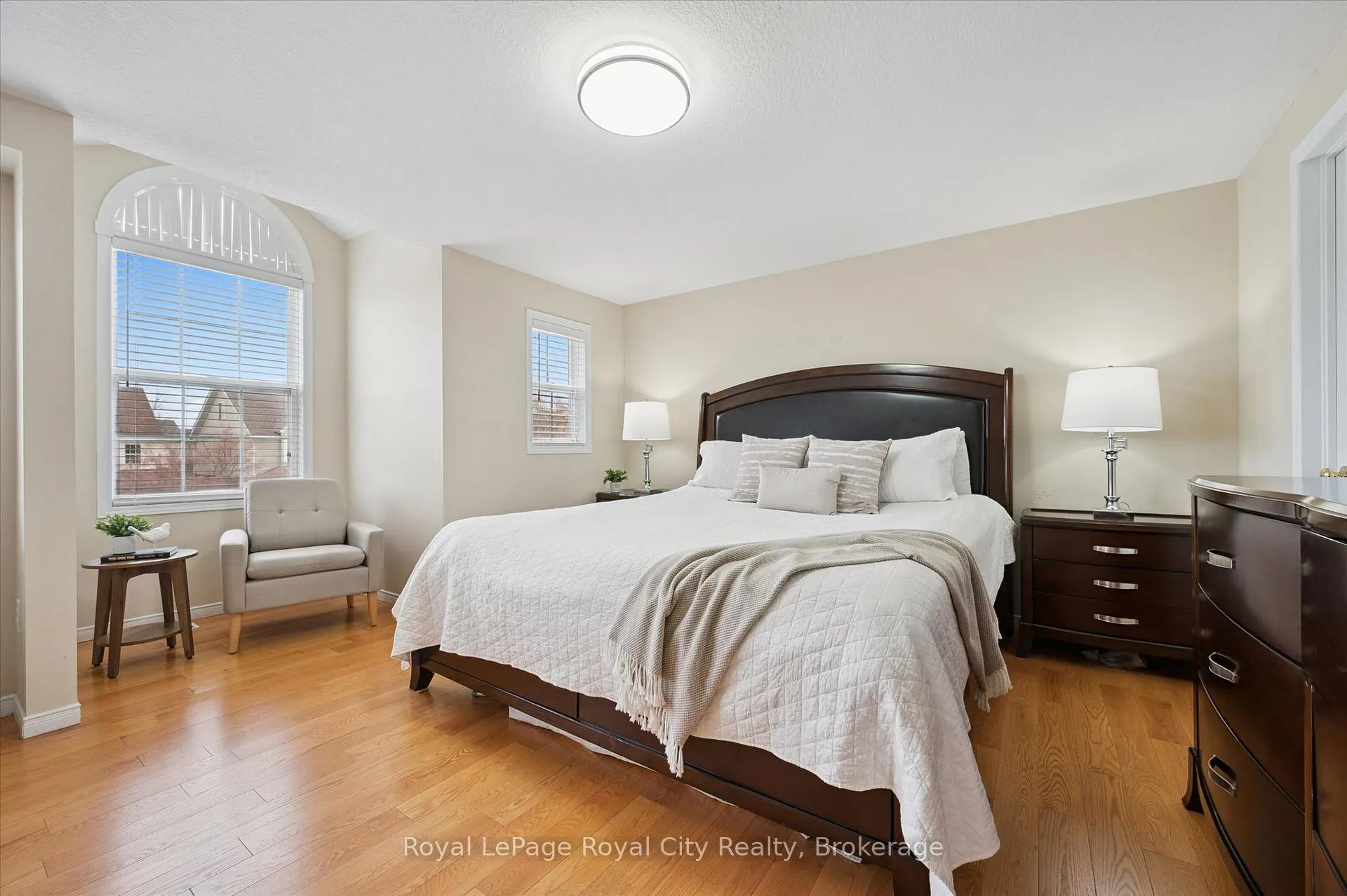 Photo 27 of 45 Darling Crescent, Guelph, Pineridge/Westminster Woods — HOMEH
