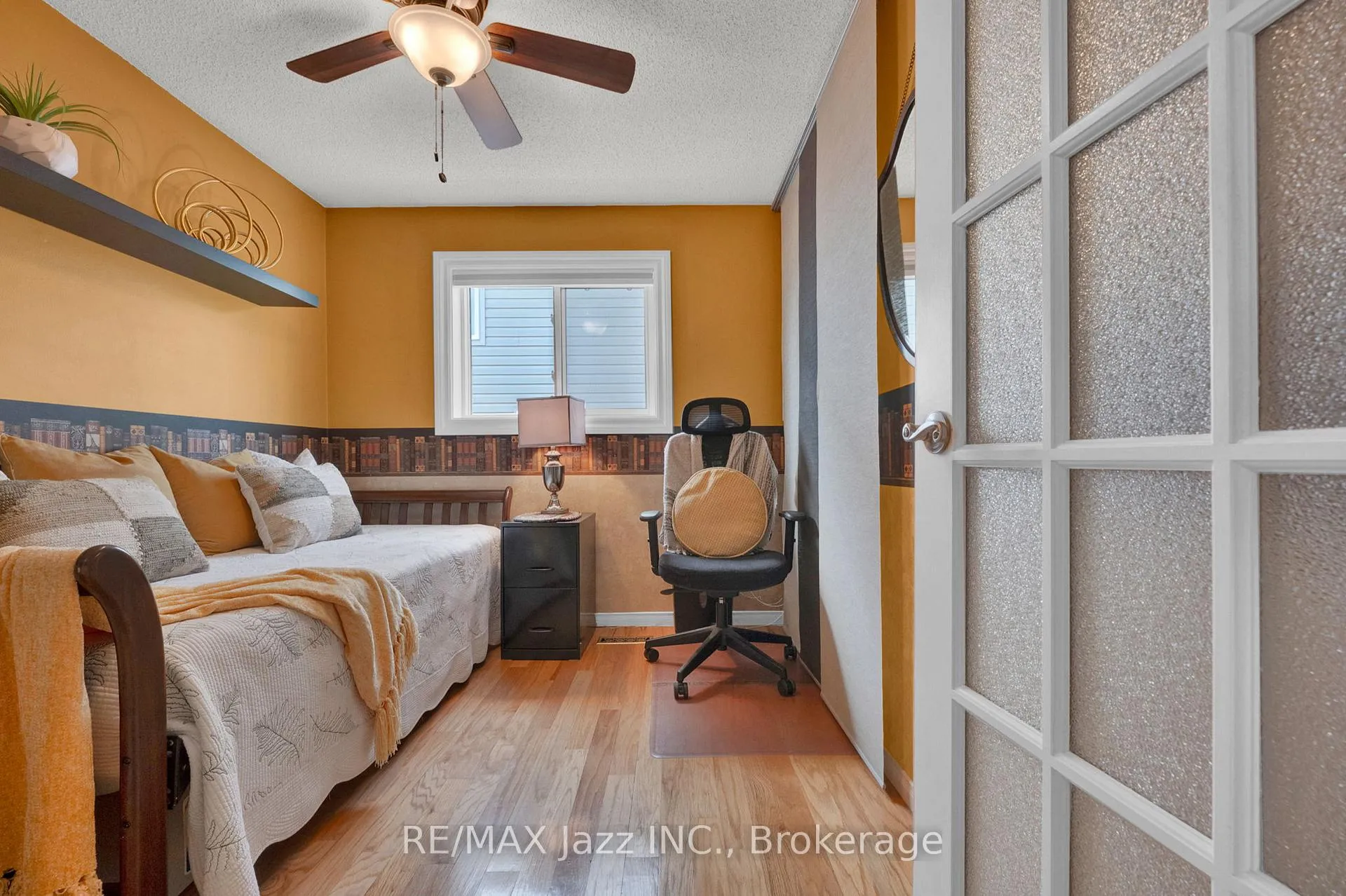 Photo 23 of 82 Mcmann Crescent, Clarington, Courtice — HOMEH