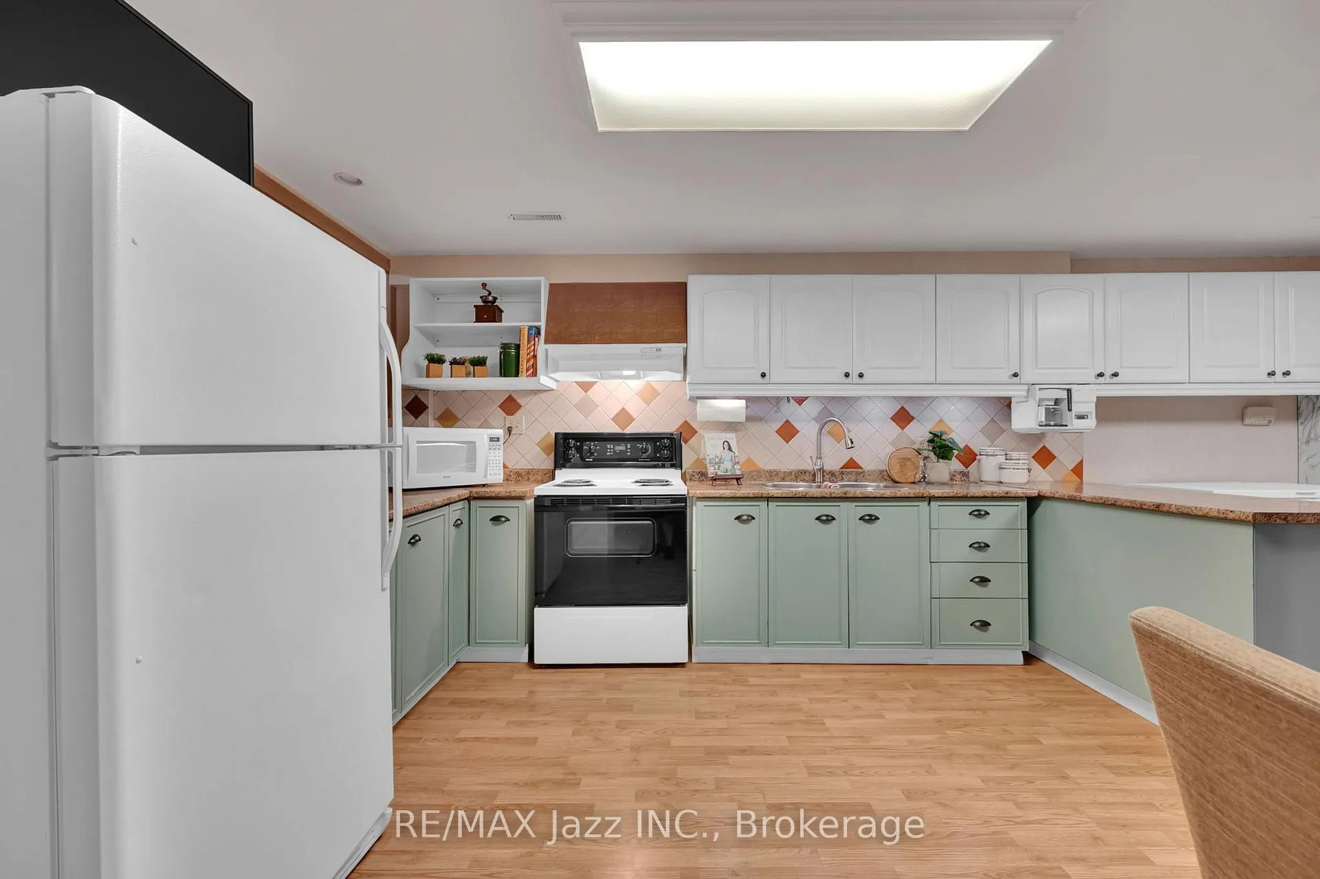 Photo 32 of 82 Mcmann Crescent, Clarington, Courtice — HOMEH