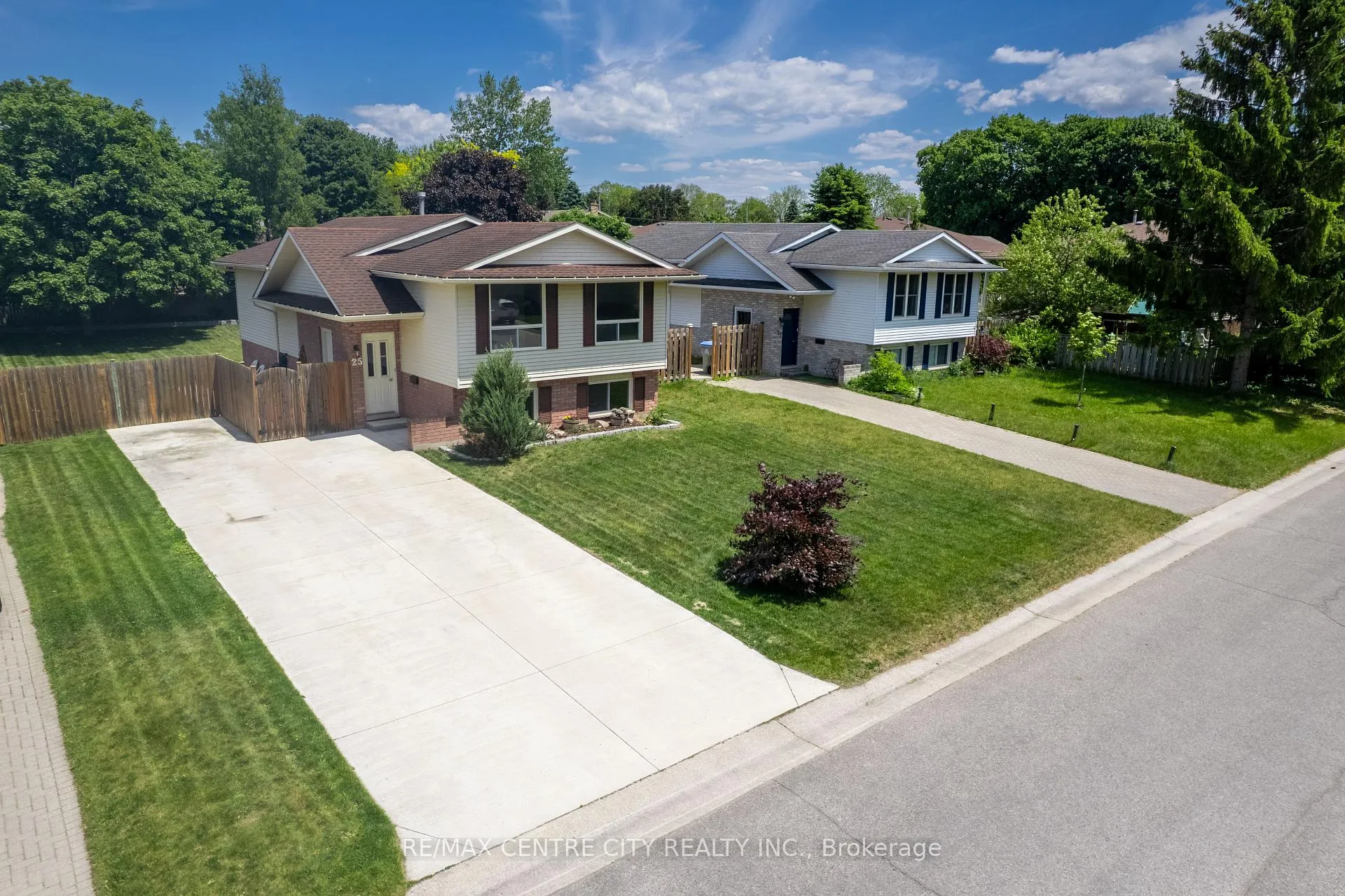 Photo 1 of 25 Pearson Avenue, Strathroy-Caradoc, SW — HOMEH