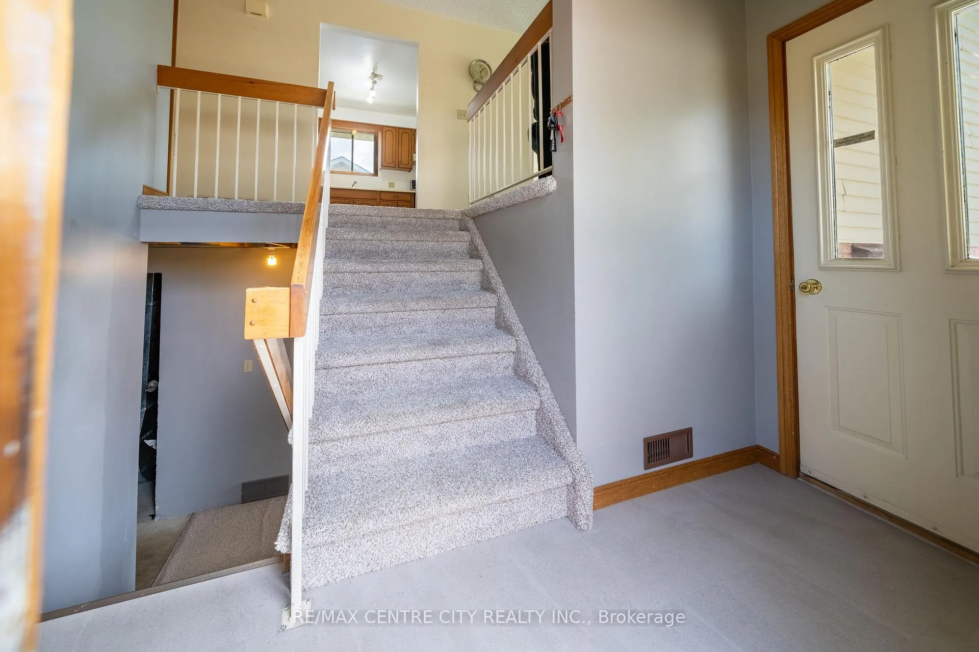 Photo 14 of 25 Pearson Avenue, Strathroy-Caradoc, SW — HOMEH