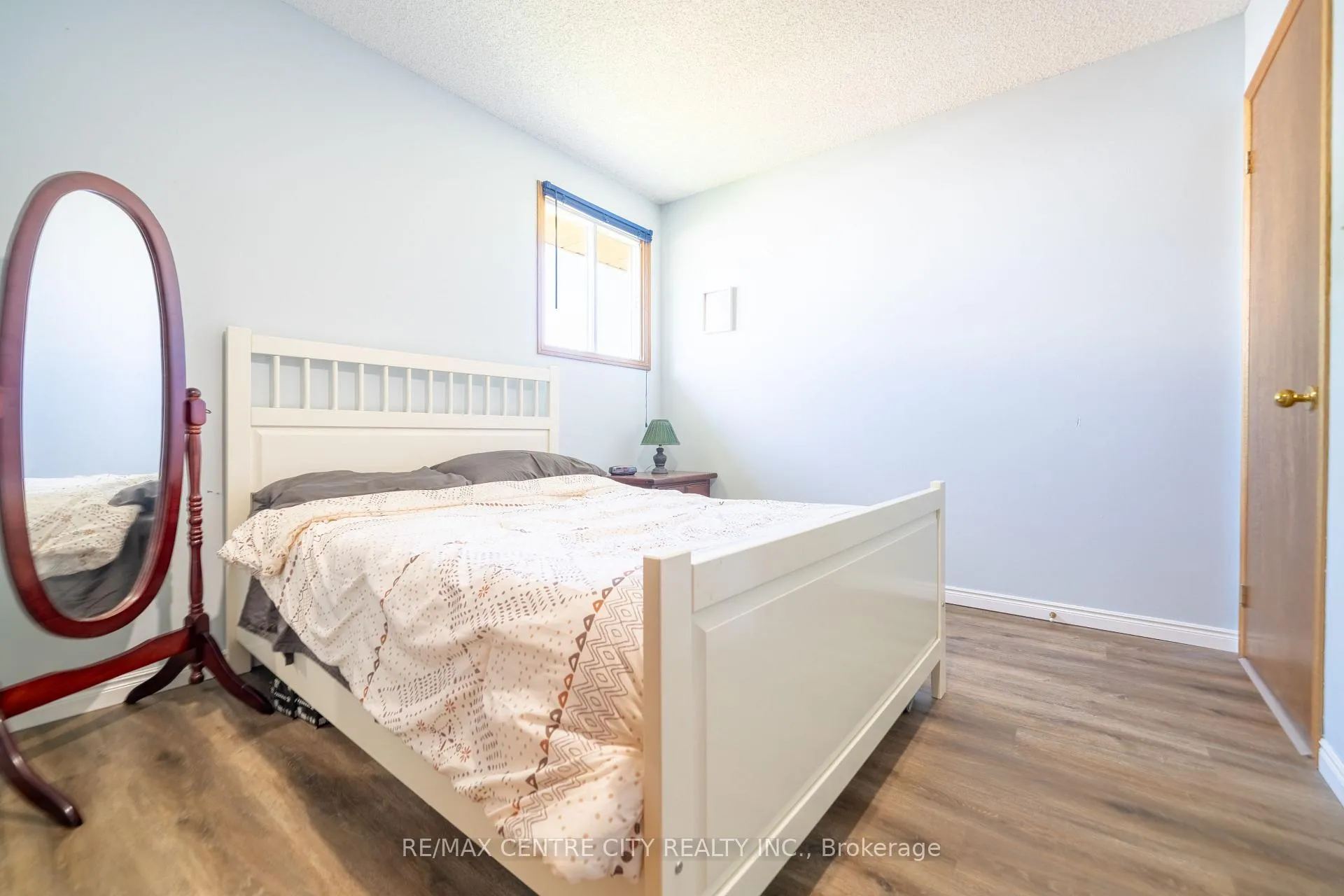 Photo 29 of 25 Pearson Avenue, Strathroy-Caradoc, SW — HOMEH