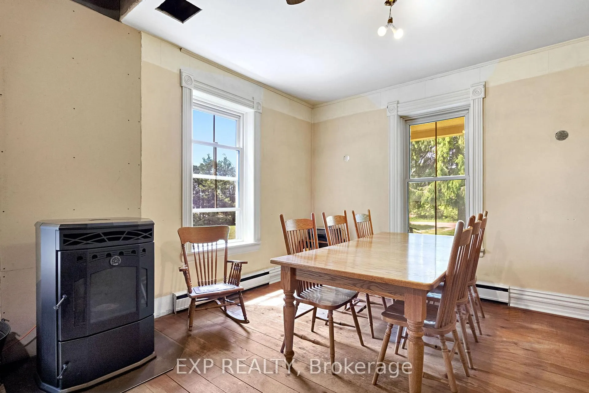 Photo 12 of 21406 Purple Hill Road, Thames Centre, Rural Thames Centre — HOMEH