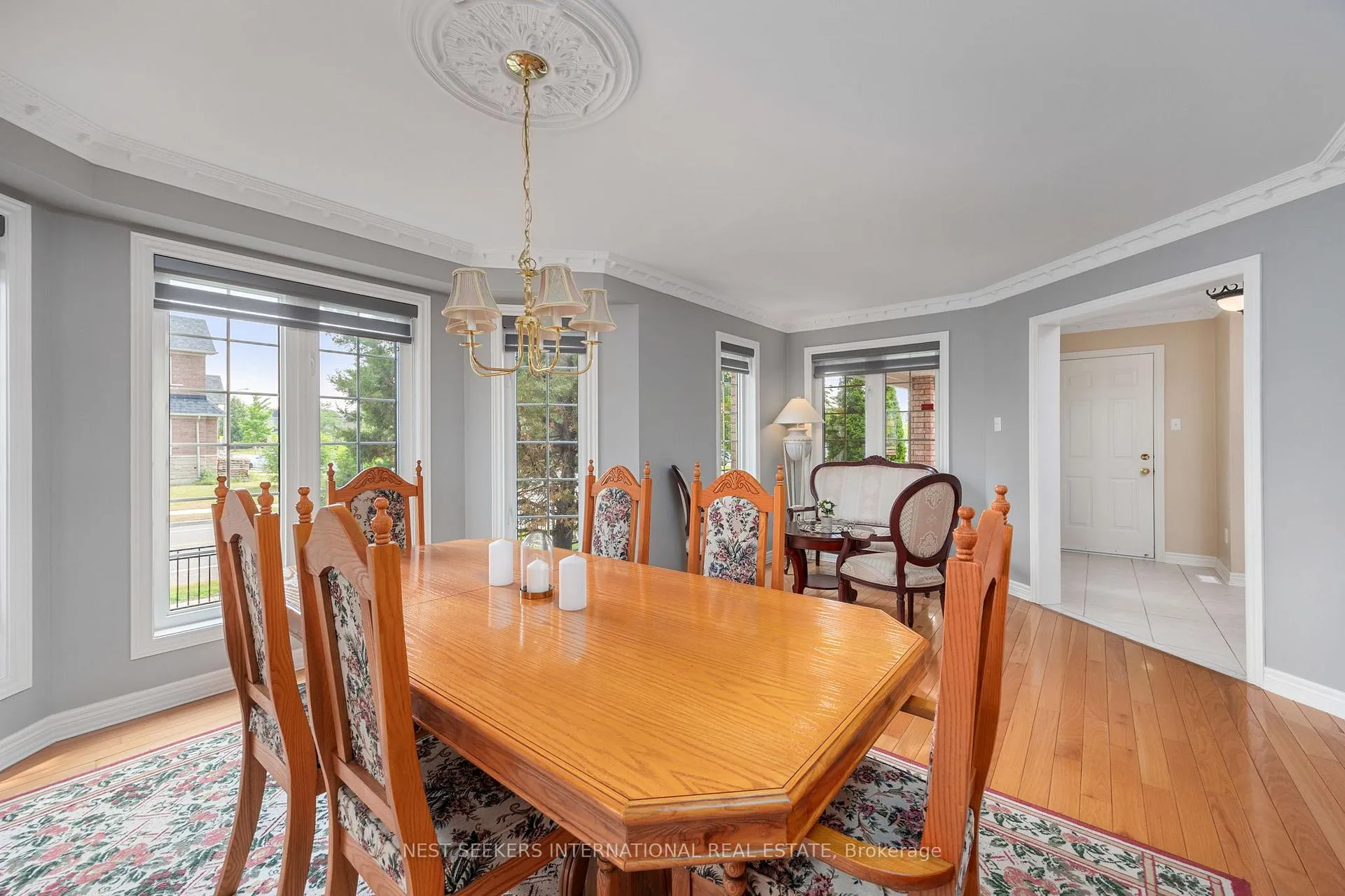 Photo 6 of 422 Fernforest Drive, Brampton, Sandringham-Wellington — HOMEH