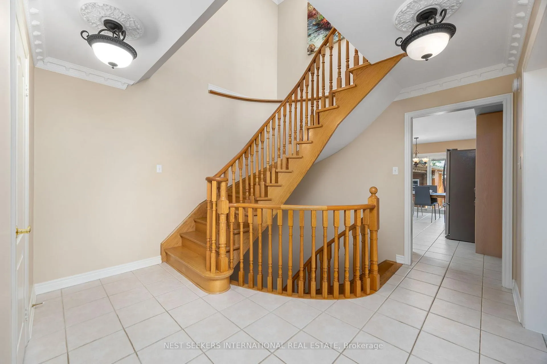 Photo 15 of 422 Fernforest Drive, Brampton, Sandringham-Wellington — HOMEH
