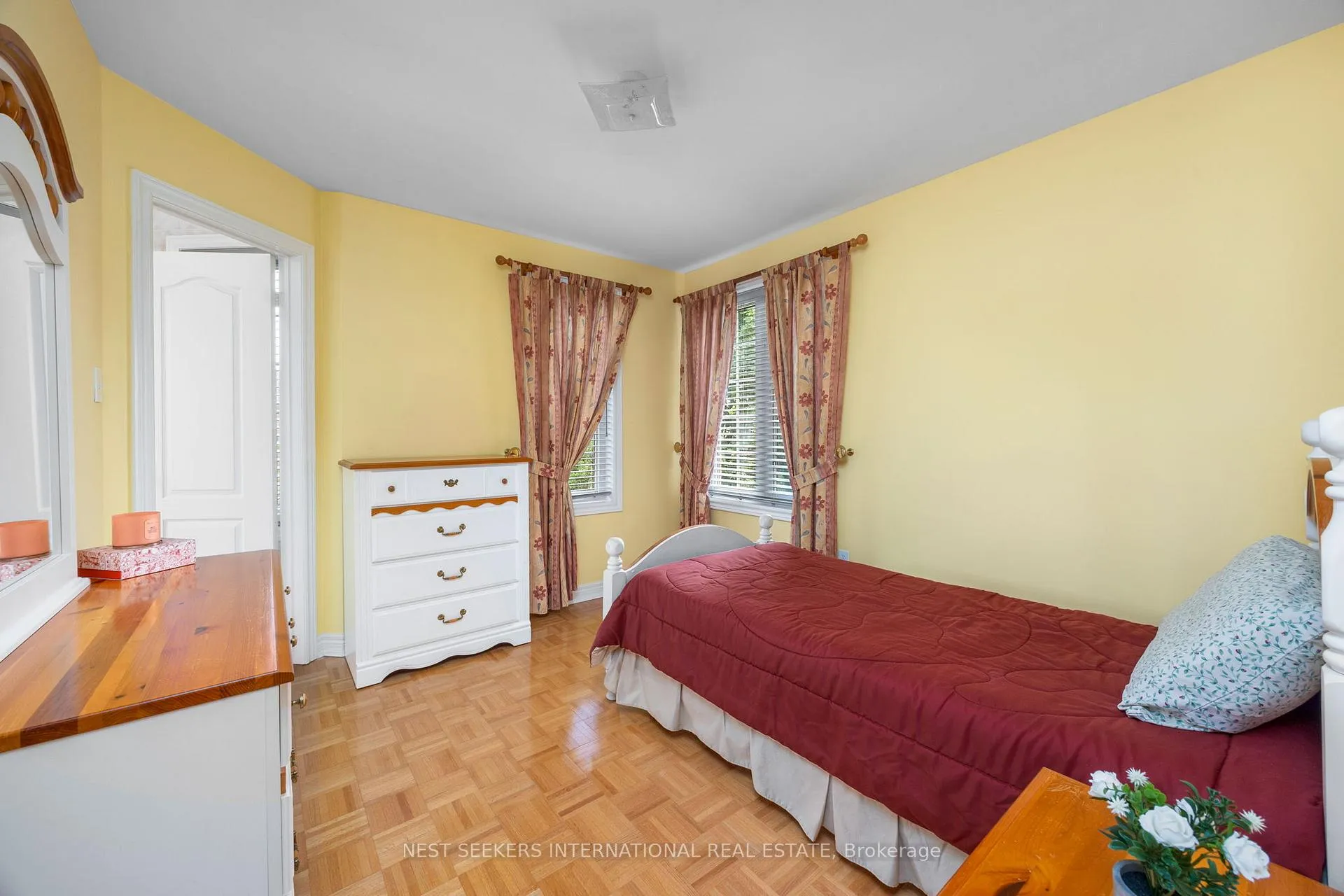 Photo 24 of 422 Fernforest Drive, Brampton, Sandringham-Wellington — HOMEH
