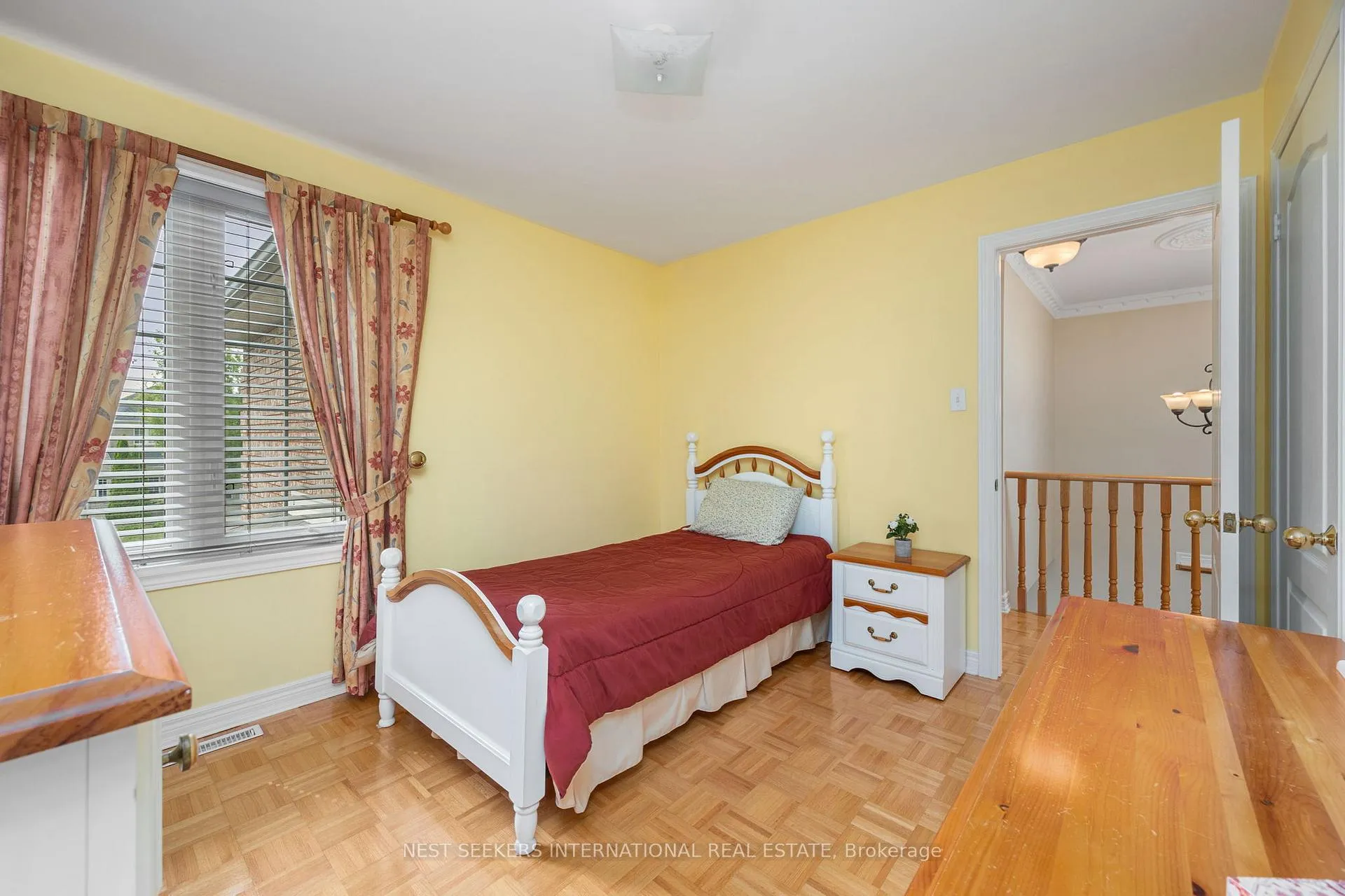 Photo 25 of 422 Fernforest Drive, Brampton, Sandringham-Wellington — HOMEH