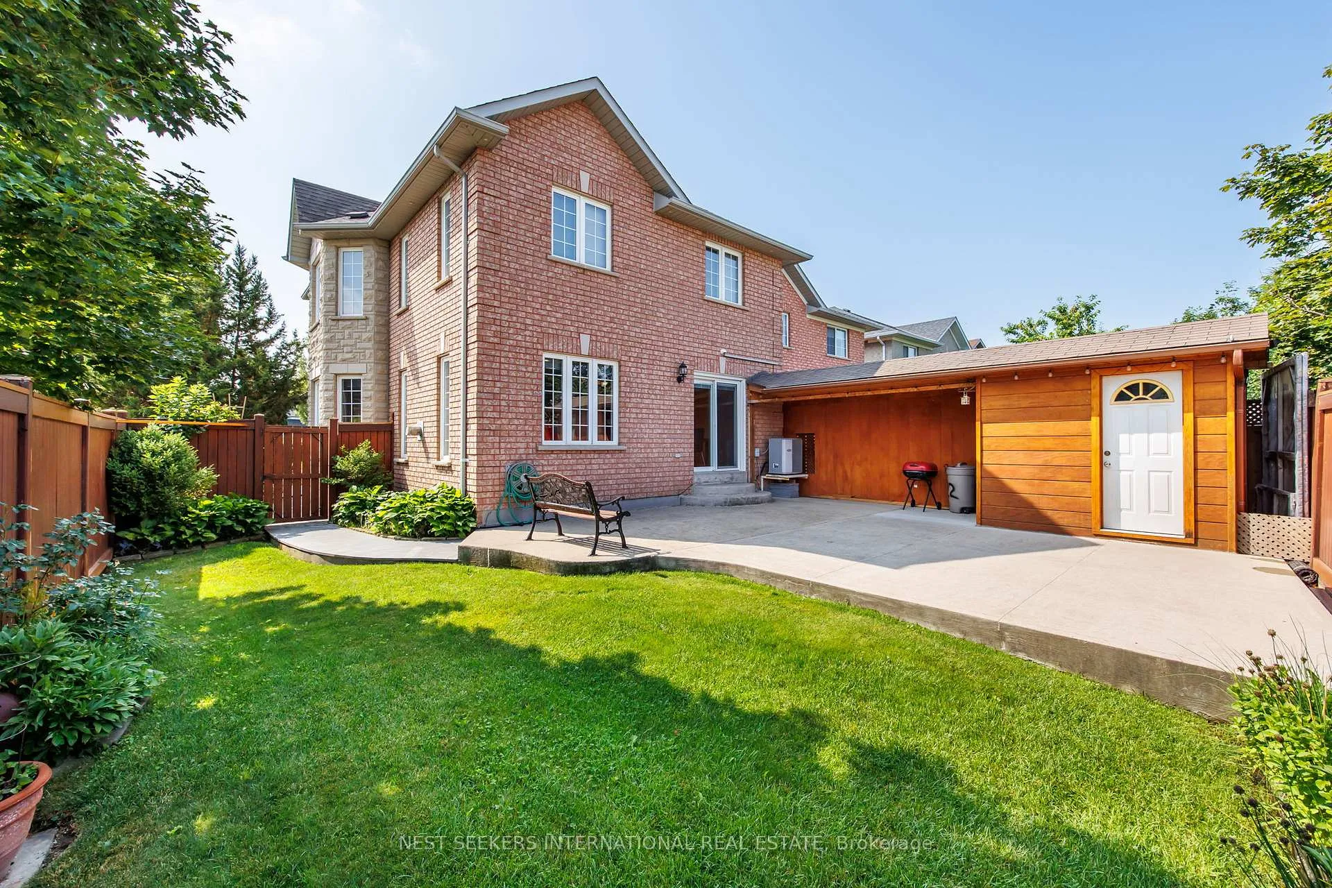 Photo 40 of 422 Fernforest Drive, Brampton, Sandringham-Wellington — HOMEH