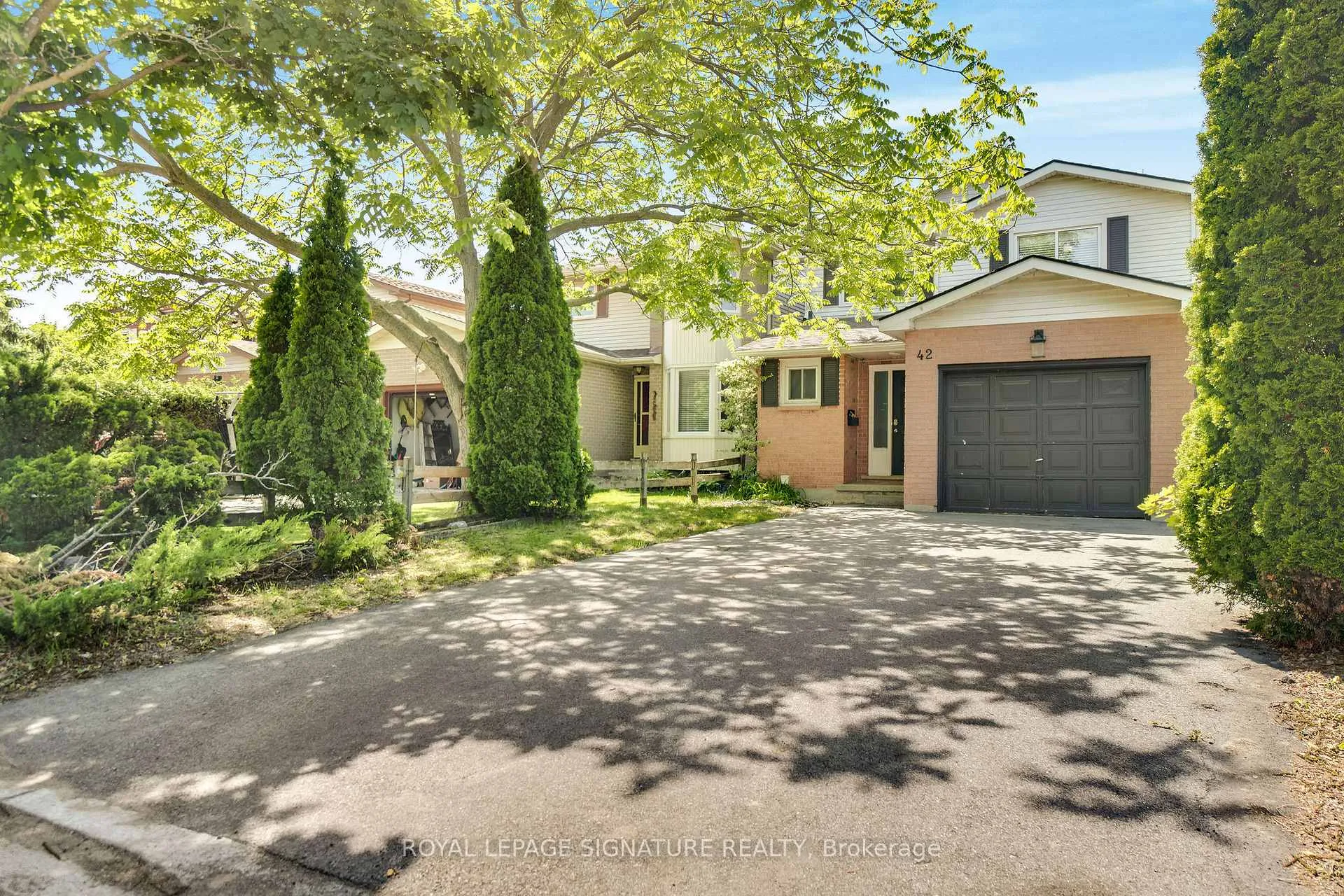 Photo 2 of 42 Baxter Crescent, Thorold, Confederation Heights — HOMEH