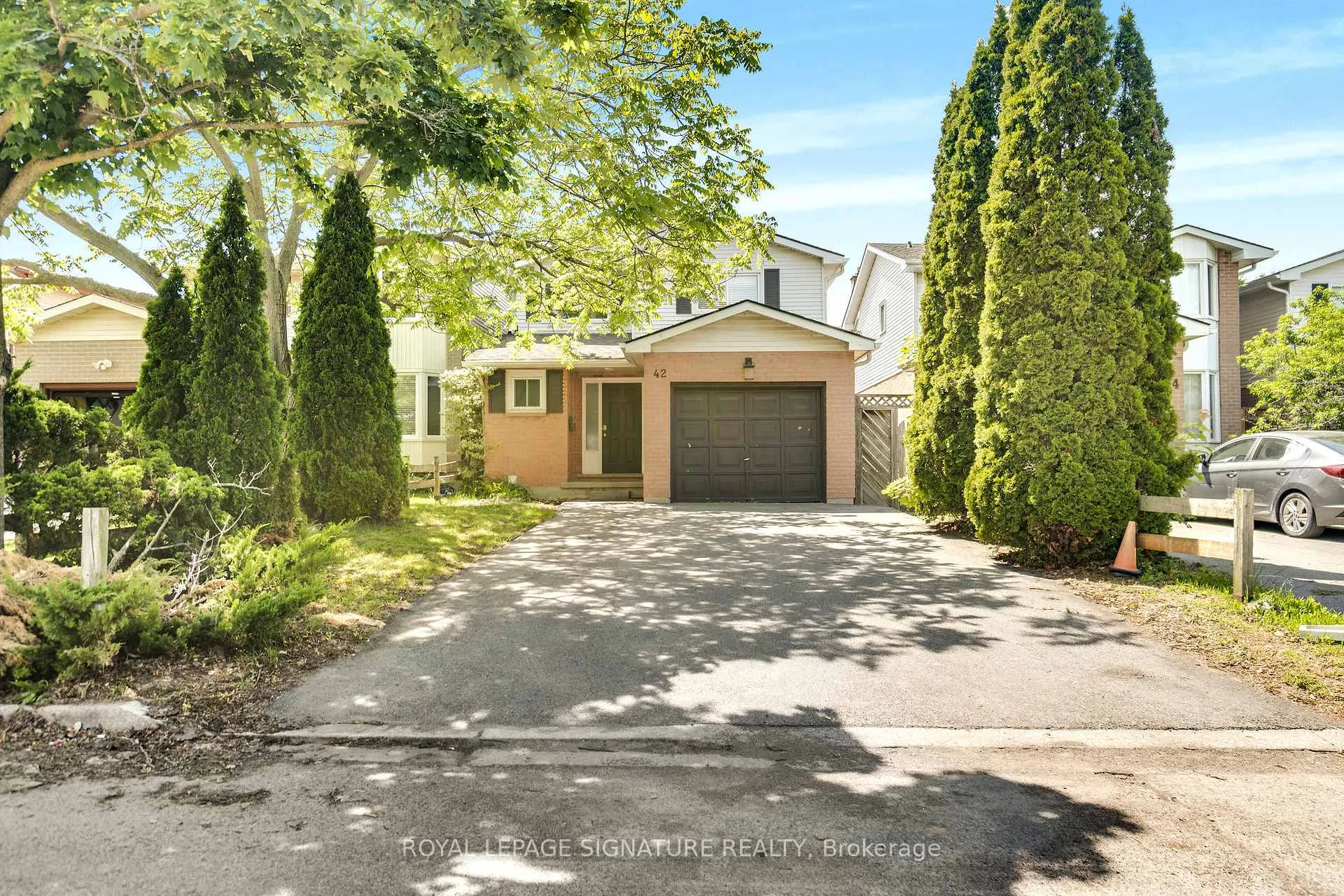 Photo 3 of 42 Baxter Crescent, Thorold, Confederation Heights — HOMEH