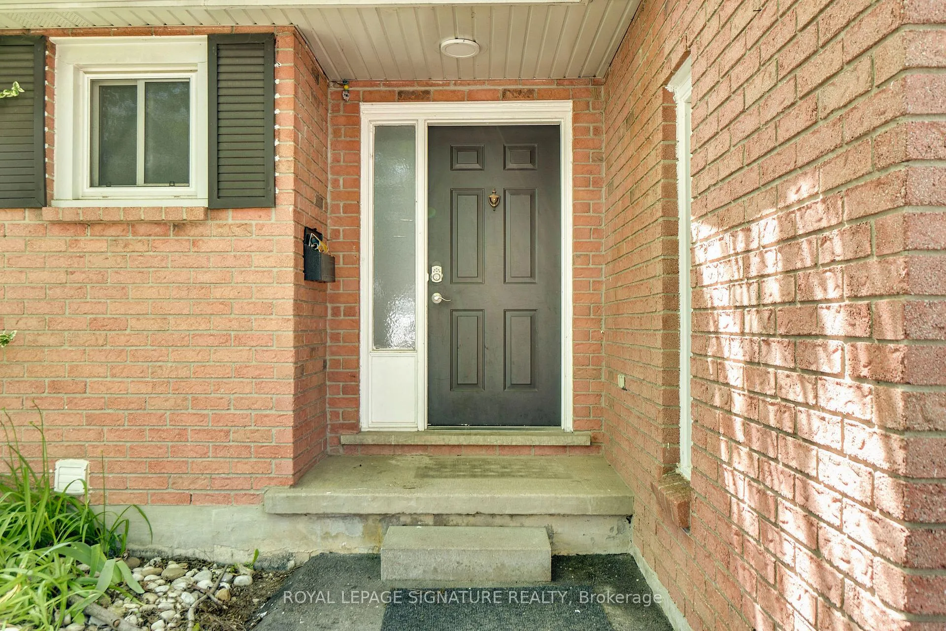 Photo 5 of 42 Baxter Crescent, Thorold, Confederation Heights — HOMEH