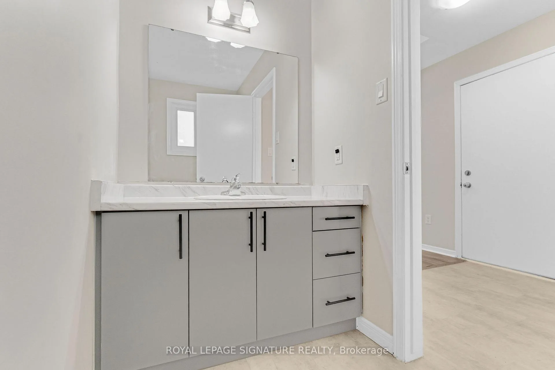 Photo 18 of 42 Baxter Crescent, Thorold, Confederation Heights — HOMEH
