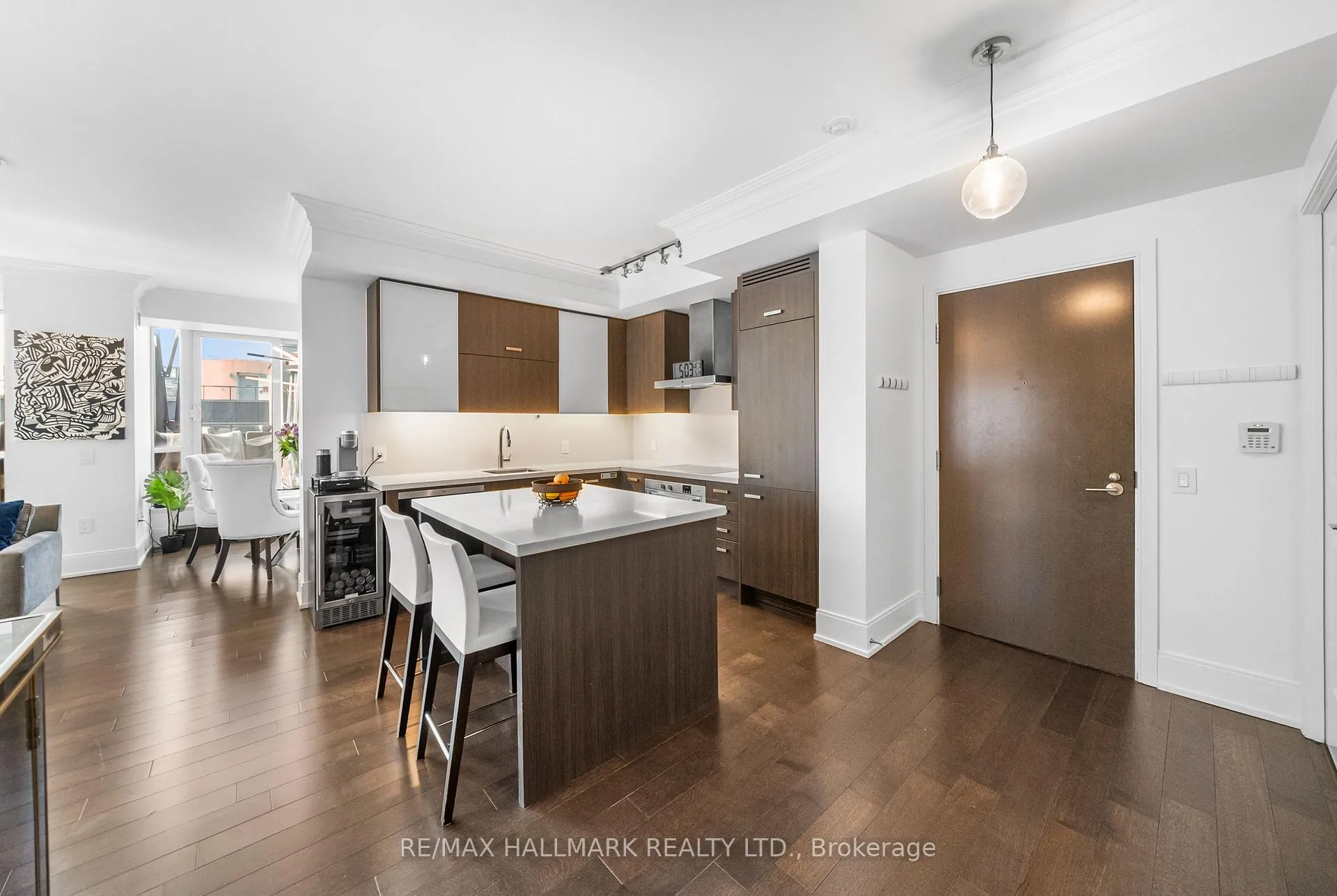 Photo 5 of Unit 1105, 560 Front Street W, Toronto, Waterfront Communities — HOMEH
