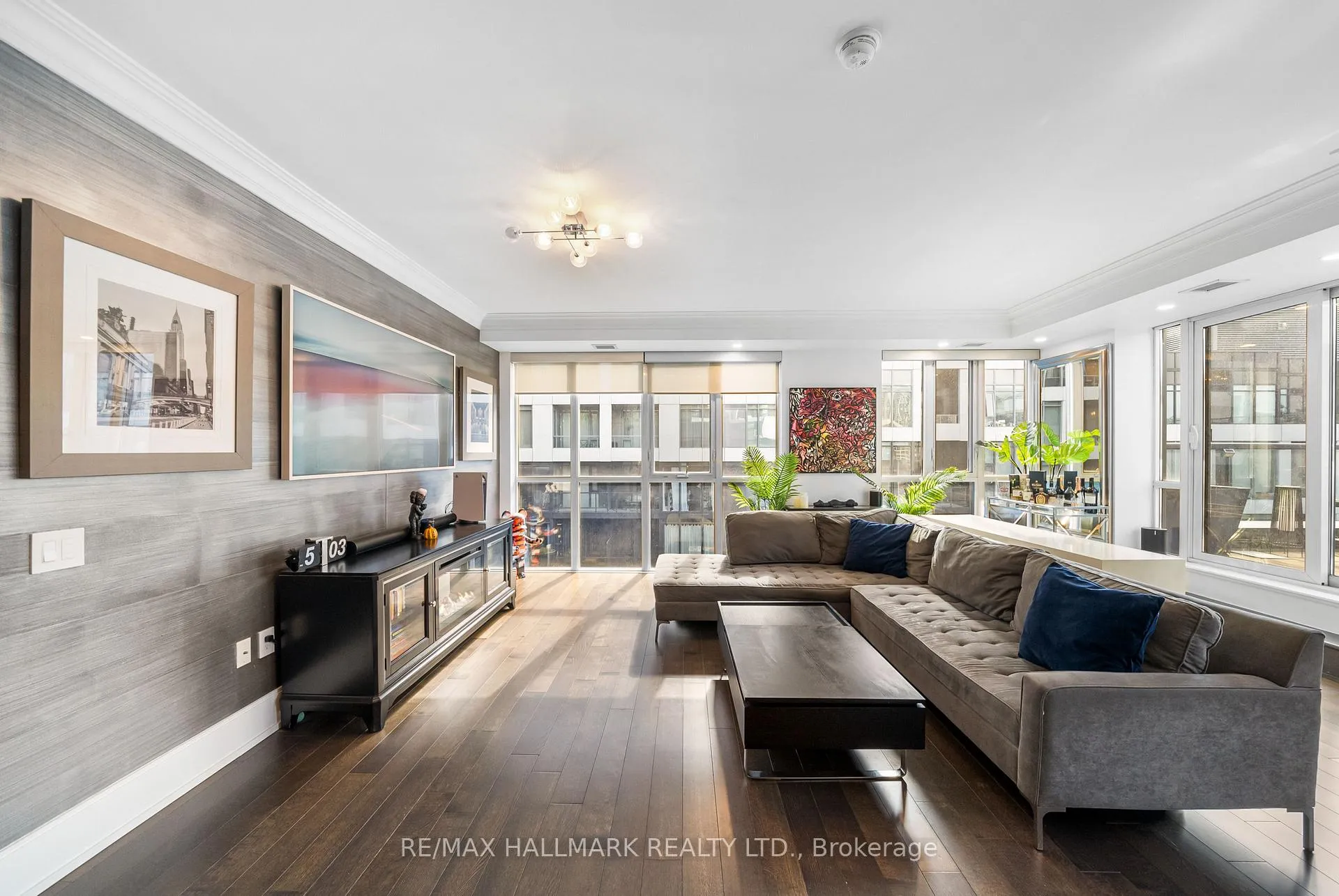Photo 11 of Unit 1105, 560 Front Street W, Toronto, Waterfront Communities — HOMEH