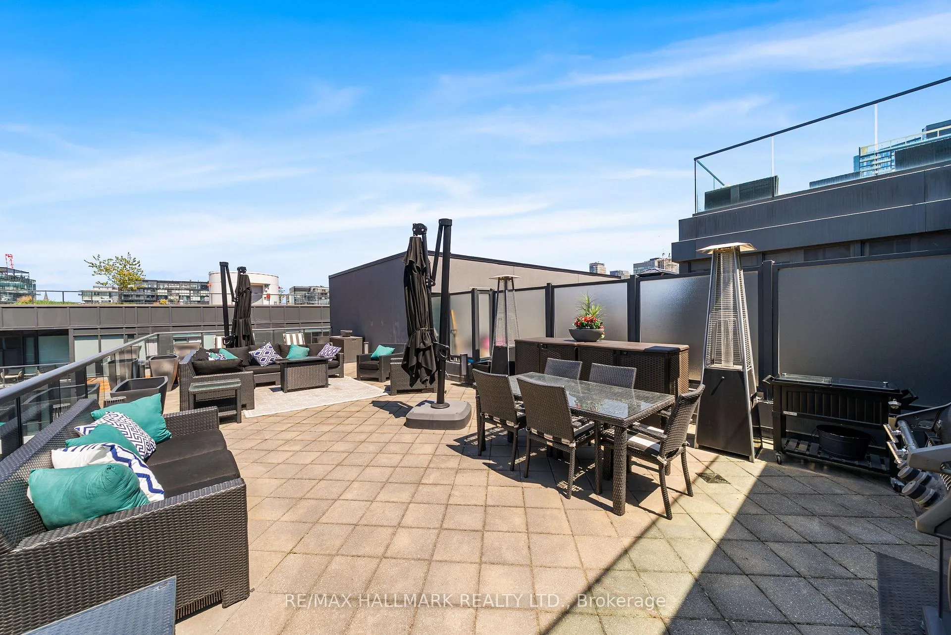 Photo 32 of Unit 1105, 560 Front Street W, Toronto, Waterfront Communities — HOMEH