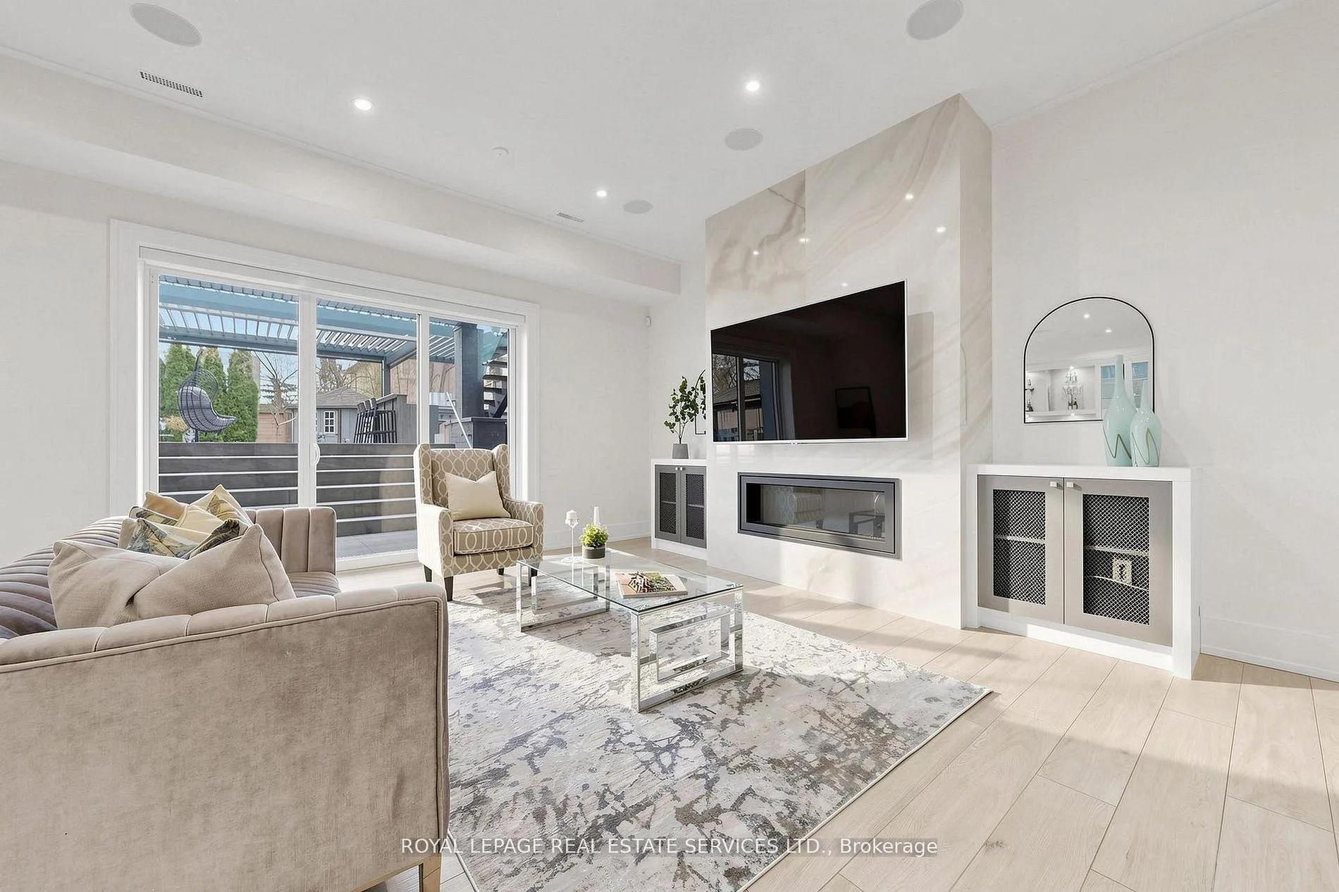 Photo 40 of 203 Crestwood Road, Vaughan, Crestwood-Springfarm-Yorkhill — HOMEH
