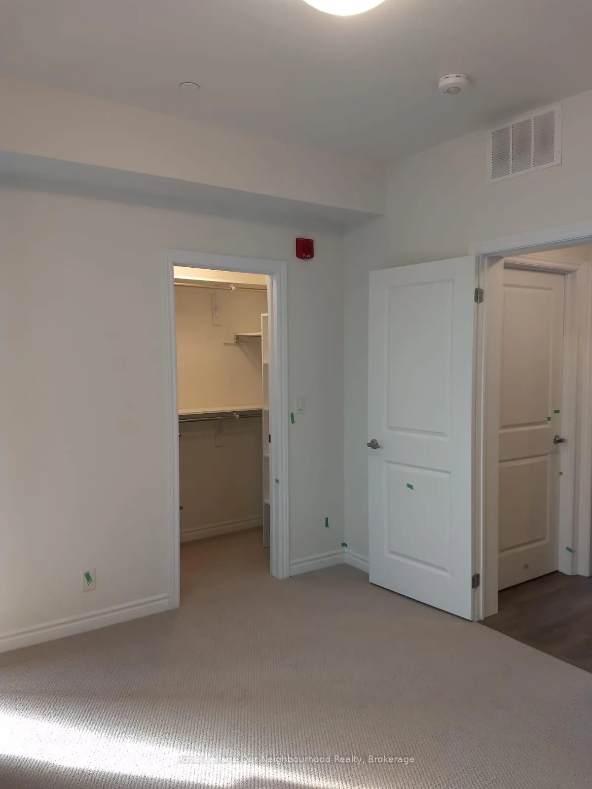 Photo 13 of Unit 12, 3580 Lakeshore Boulevard, Etobicoke, Long Branch — HOMEH