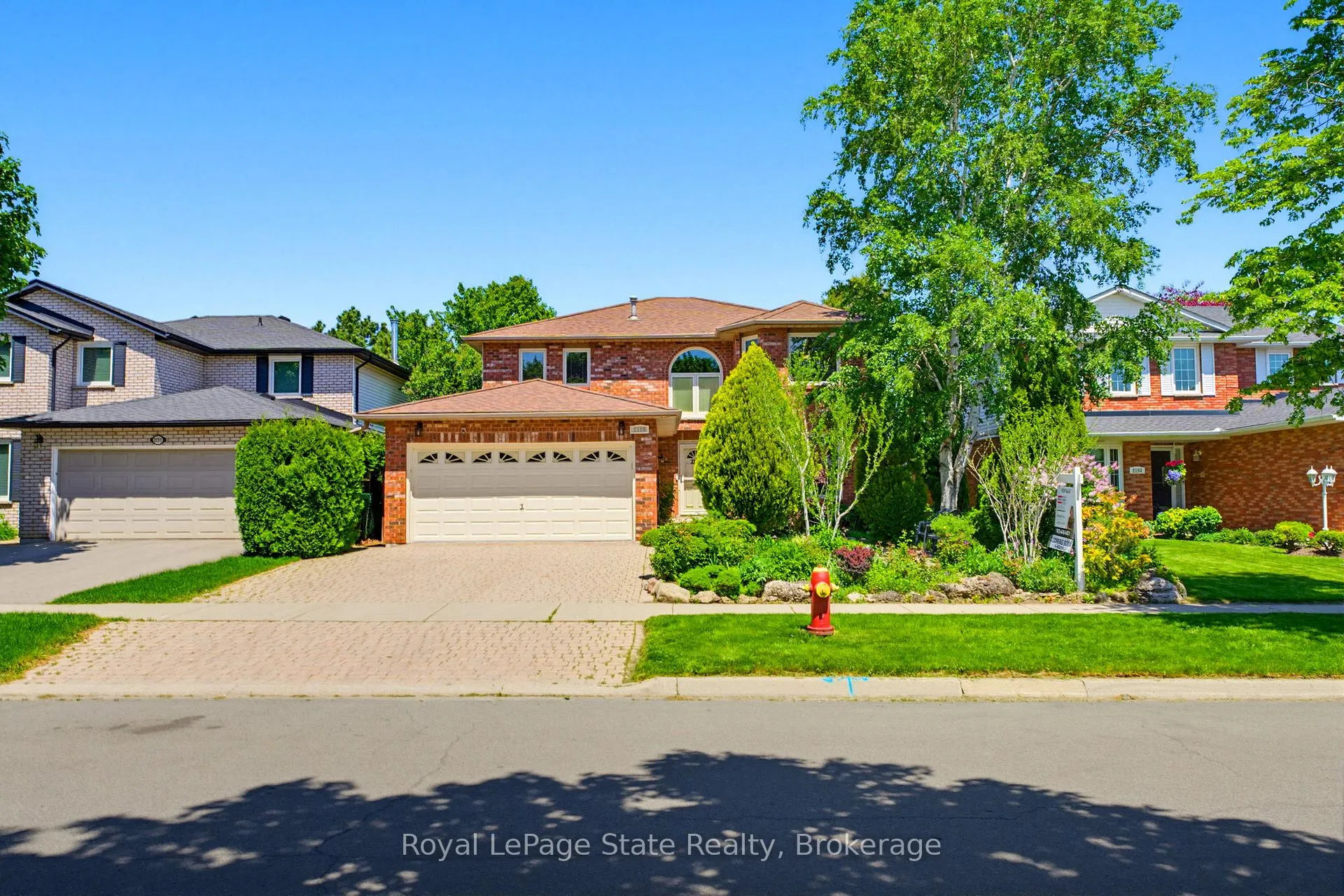 Photo 2 of 2155 Heidi Avenue, Burlington, Headon — HOMEH