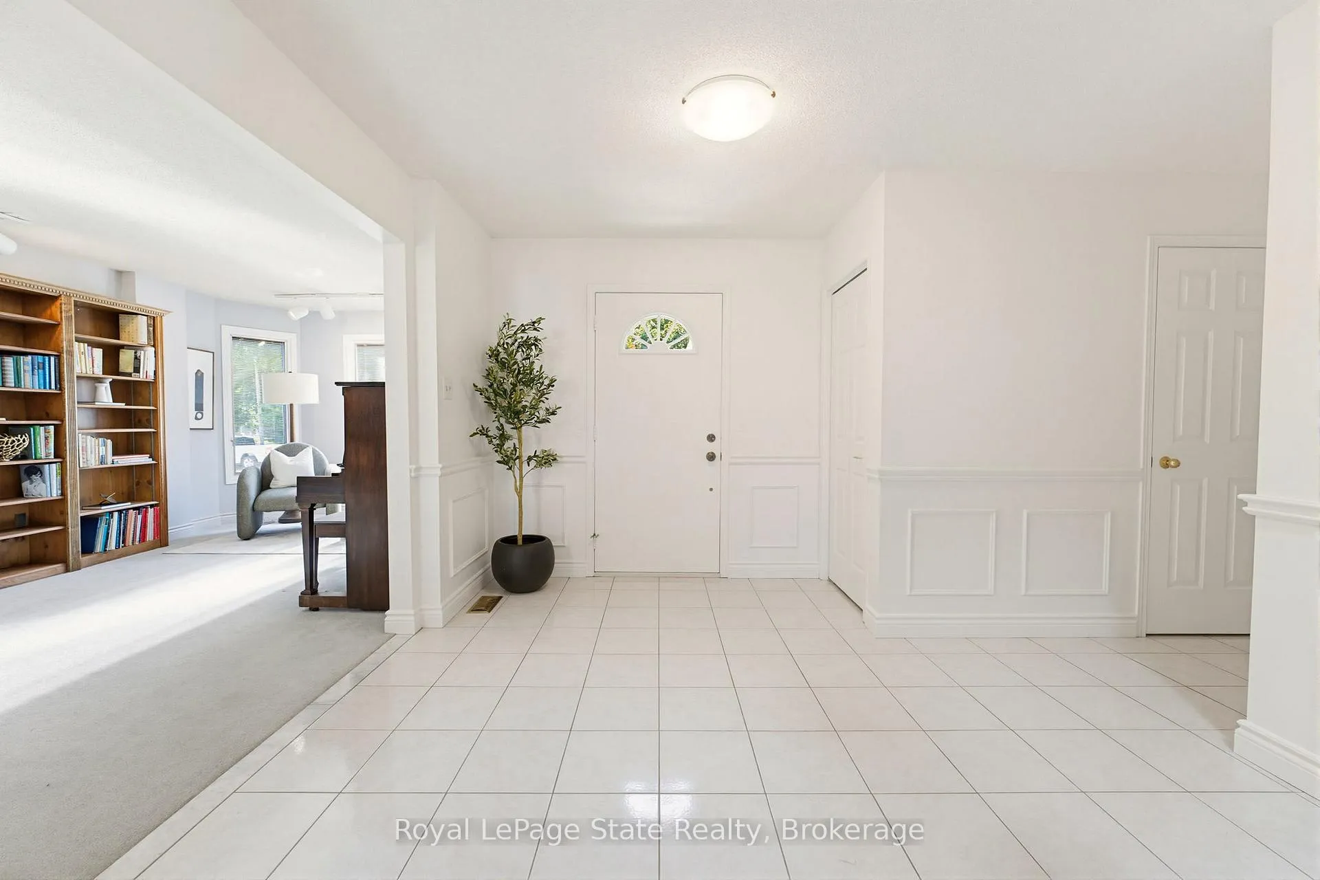 Photo 7 of 2155 Heidi Avenue, Burlington, Headon — HOMEH
