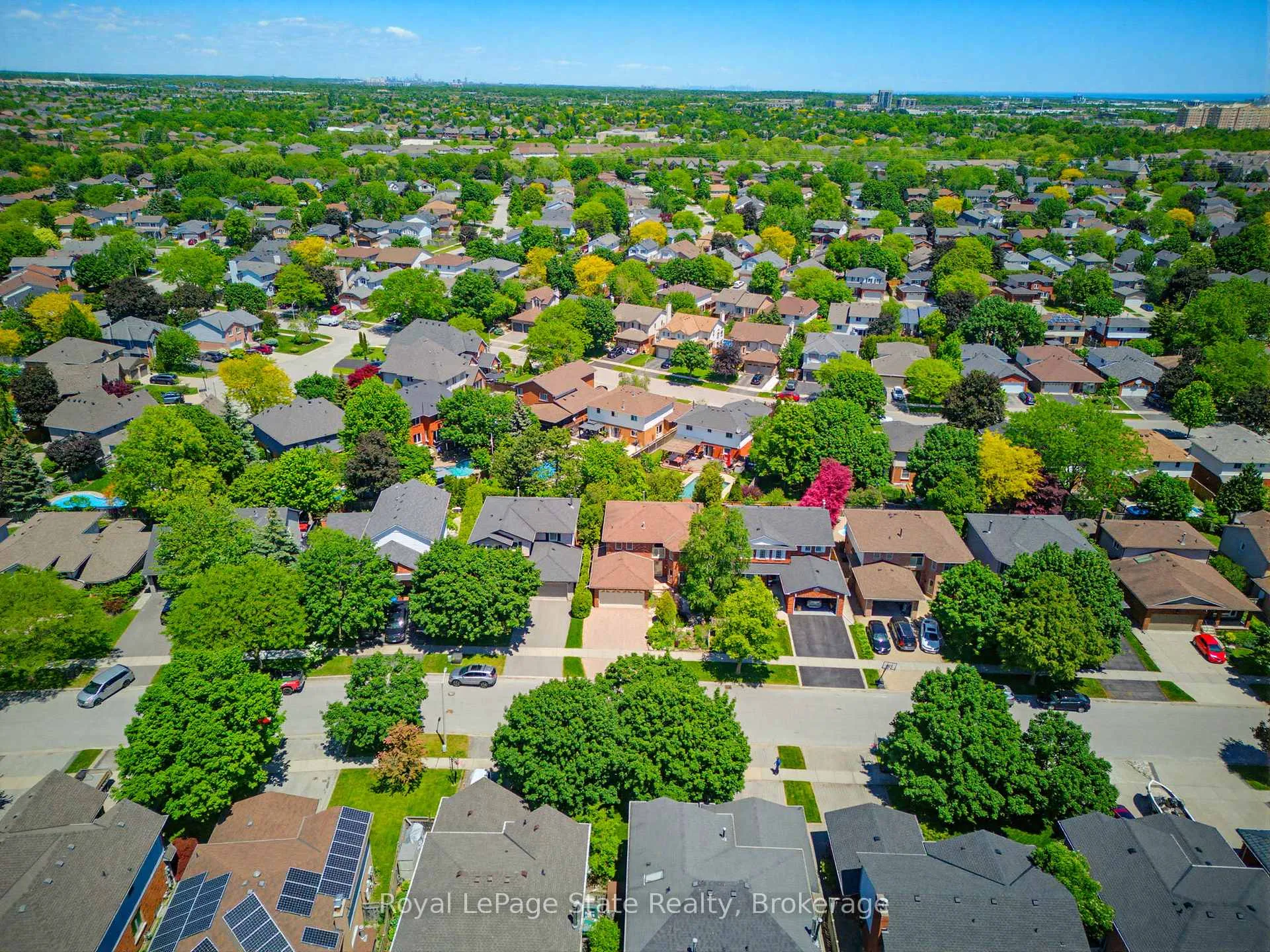 Photo 48 of 2155 Heidi Avenue, Burlington, Headon — HOMEH
