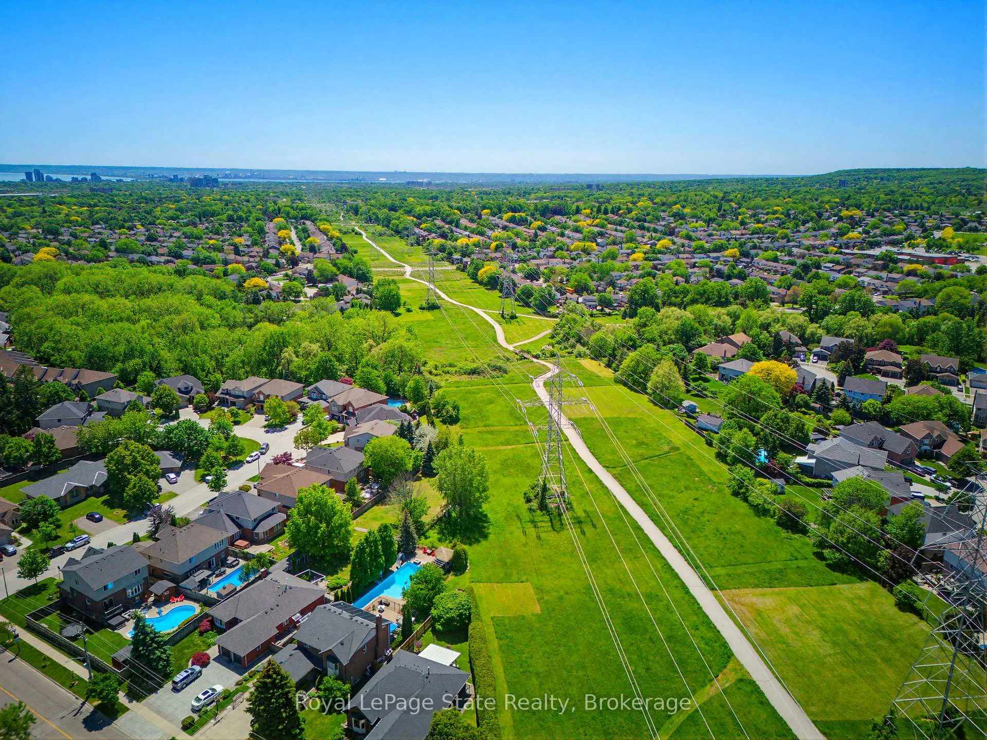 Photo 49 of 2155 Heidi Avenue, Burlington, Headon — HOMEH
