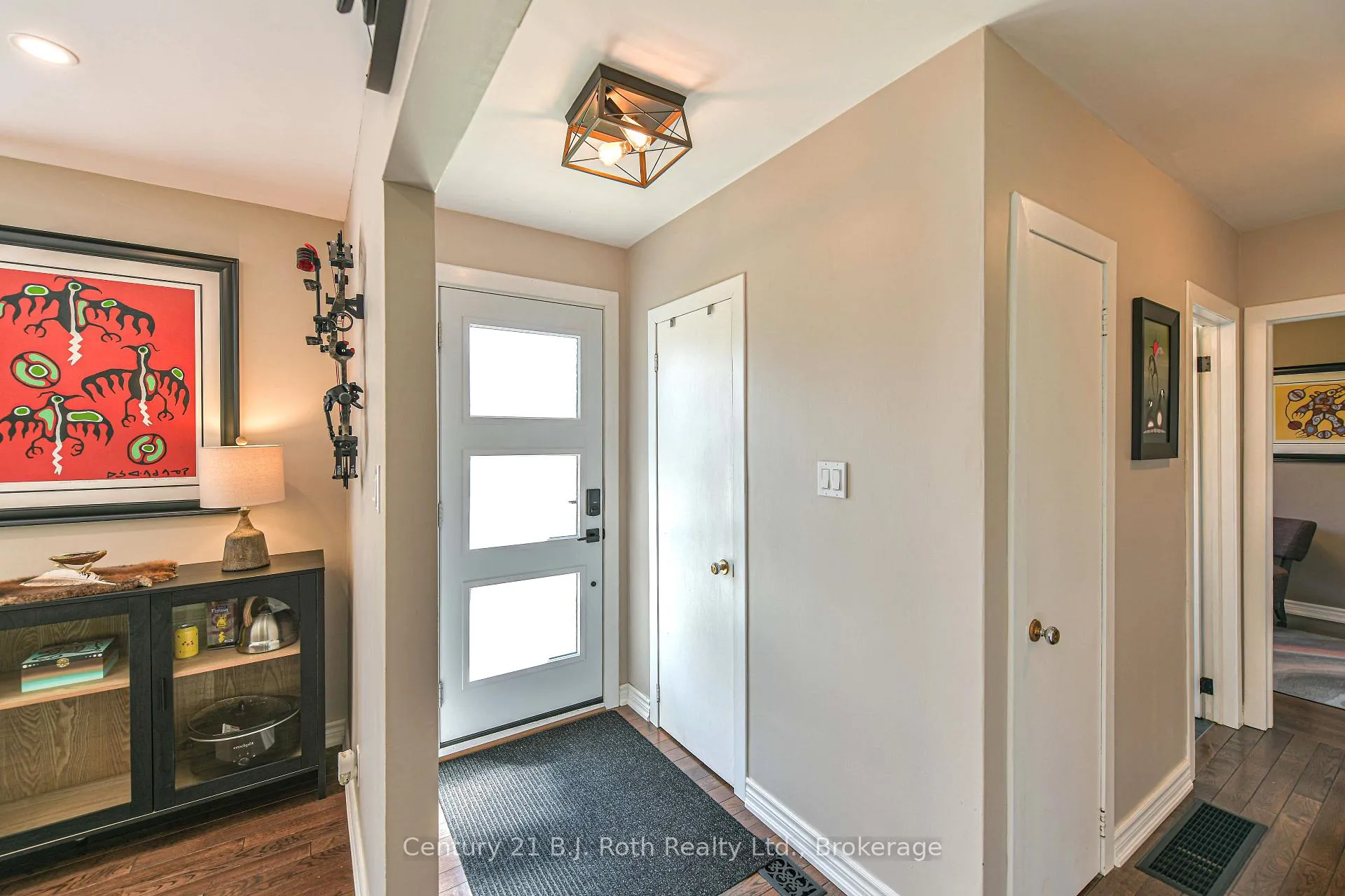 Photo 8 of 359 Millard Street, Orillia — HOMEH