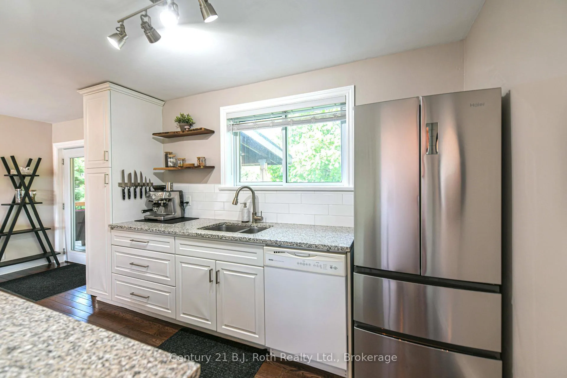Photo 15 of 359 Millard Street, Orillia — HOMEH