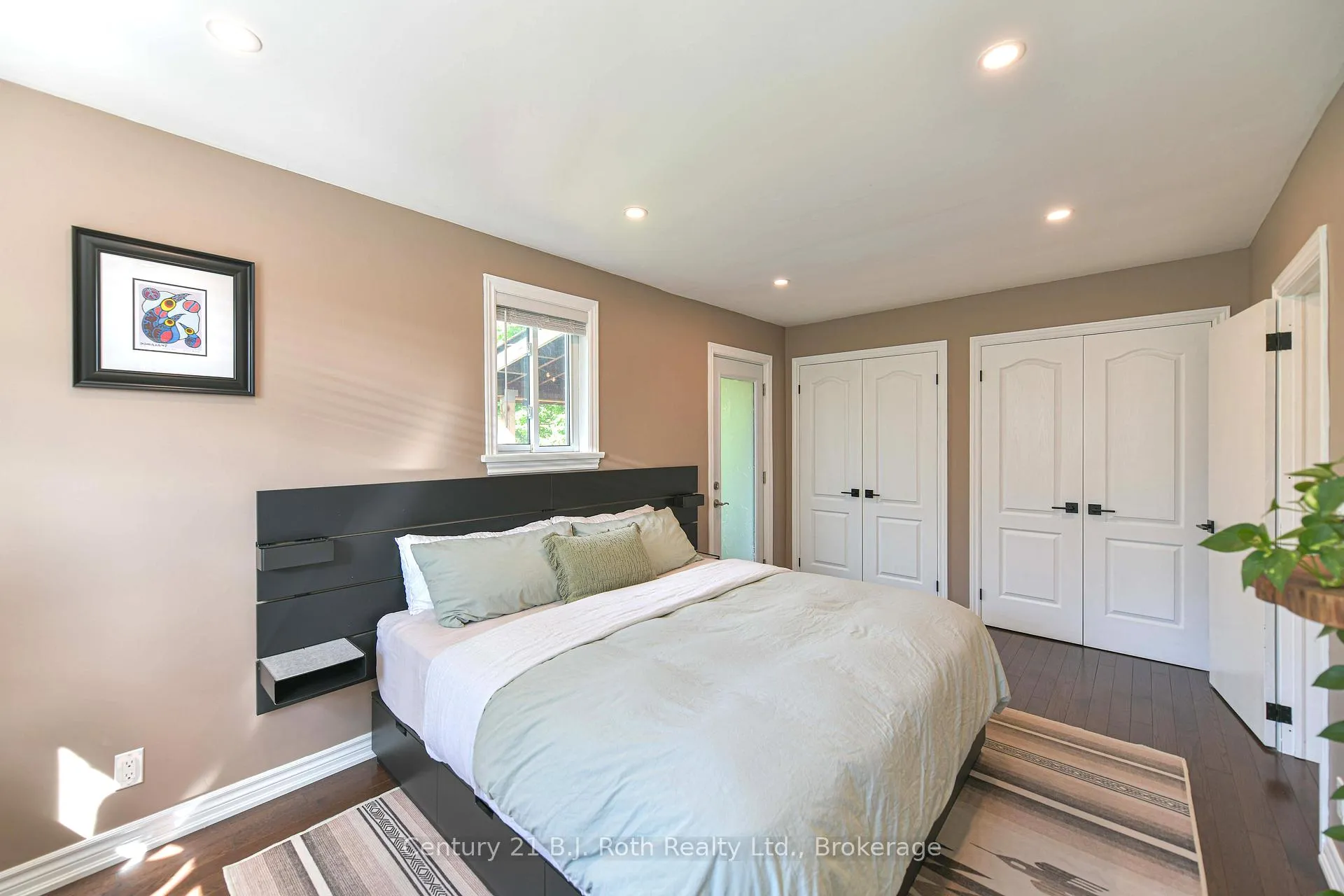 Photo 18 of 359 Millard Street, Orillia — HOMEH