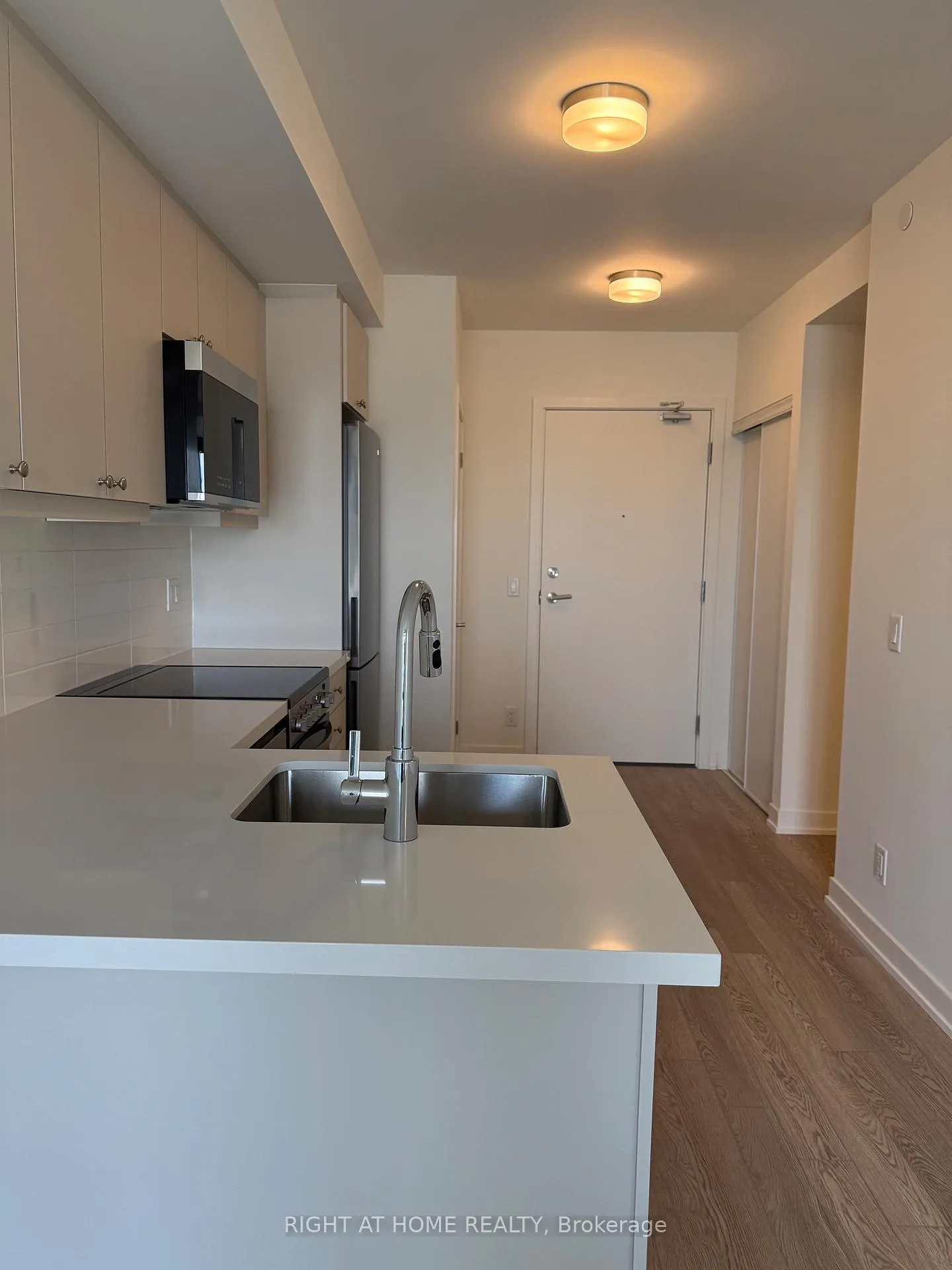 Photo 2 of Unit 1217, 51 Clarington Boulevard, Clarington, Bowmanville — HOMEH