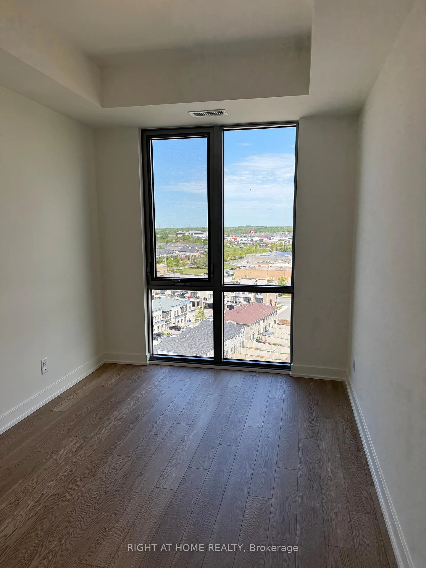 Photo 10 of Unit 1217, 51 Clarington Boulevard, Clarington, Bowmanville — HOMEH