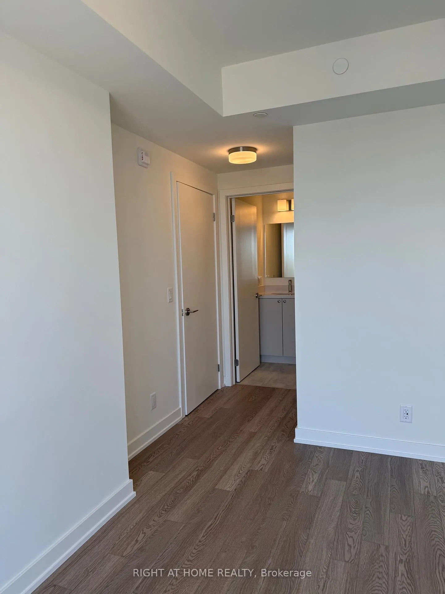 Photo 11 of Unit 1217, 51 Clarington Boulevard, Clarington, Bowmanville — HOMEH