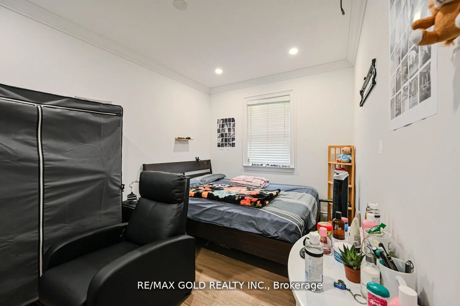 Photo 19 of 59 Marysfield Drive, Brampton, Toronto Gore Rural Estate — HOMEH