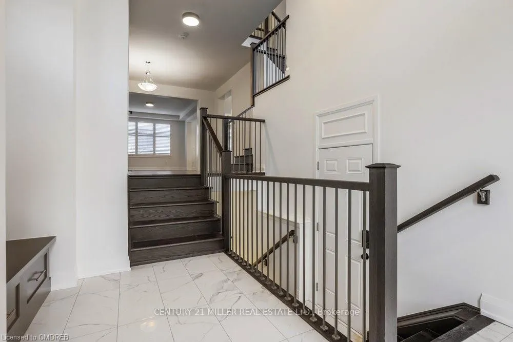 Photo 4 of 1483 Varelas Passage, Oakville, Joshua Meadows — HOMEH