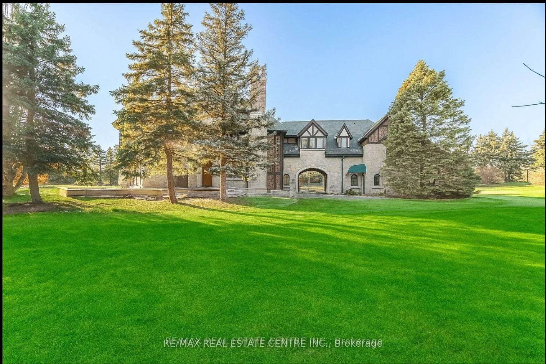 Photo 6 of 2 Edgeforest Drive, Brampton, Toronto Gore Rural Estate — HOMEH