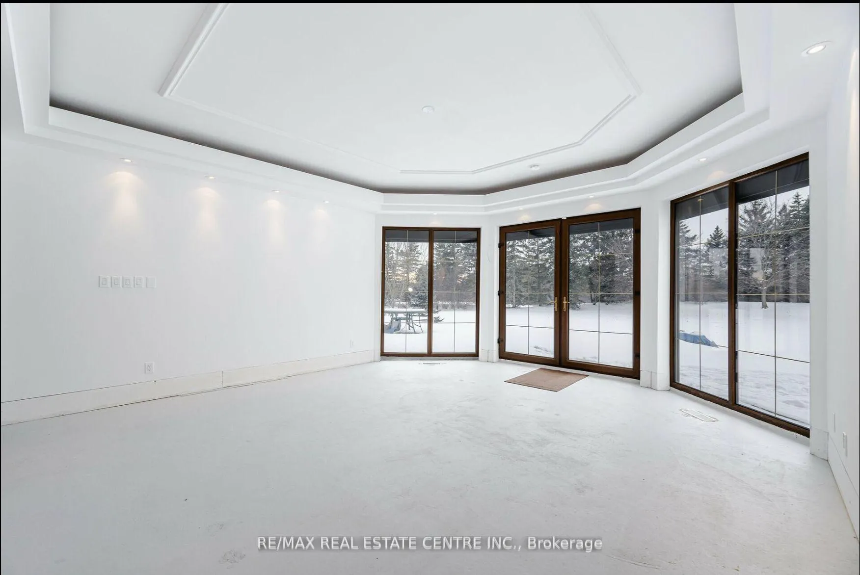 Photo 20 of 2 Edgeforest Drive, Brampton, Toronto Gore Rural Estate — HOMEH