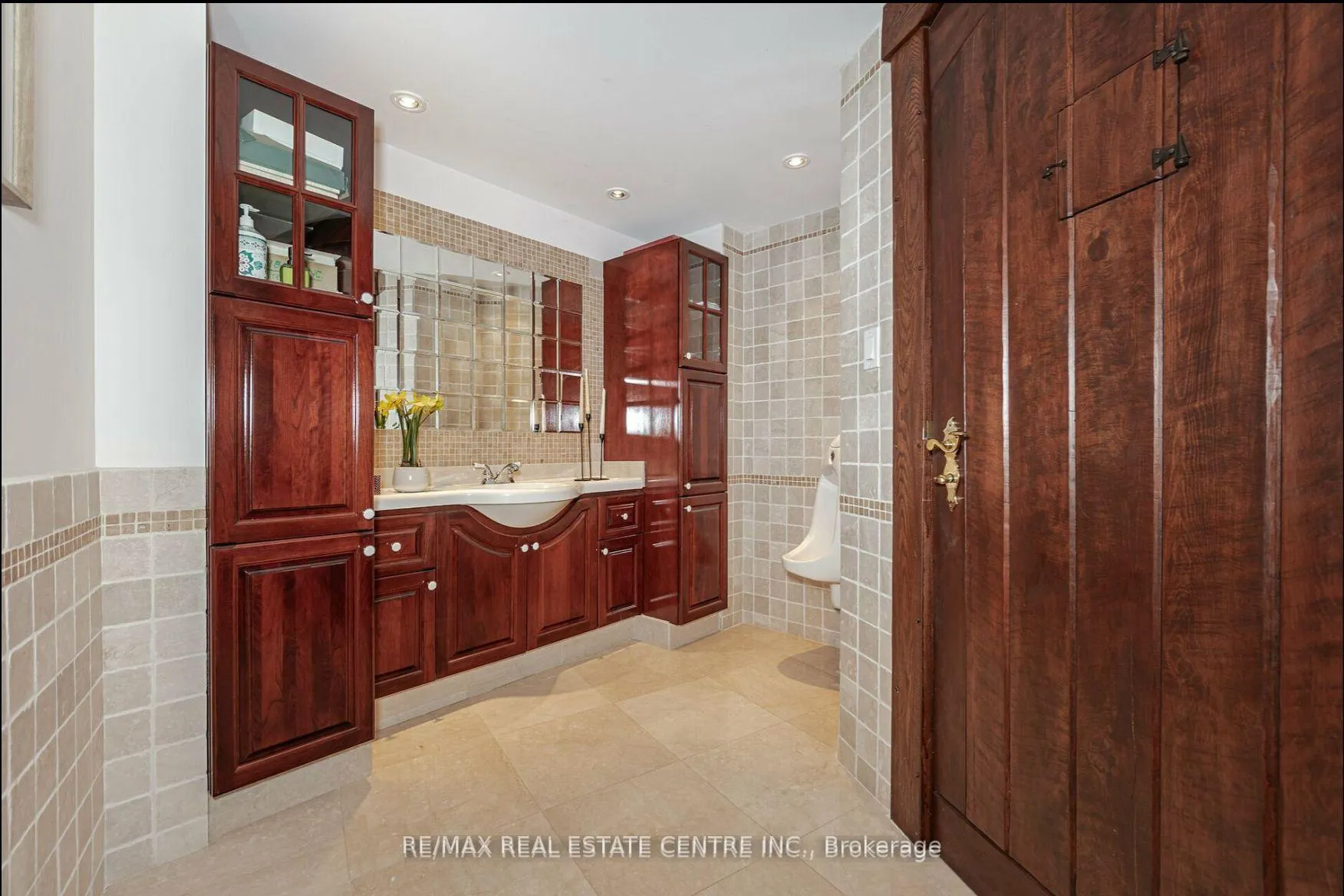 Photo 24 of 2 Edgeforest Drive, Brampton, Toronto Gore Rural Estate — HOMEH